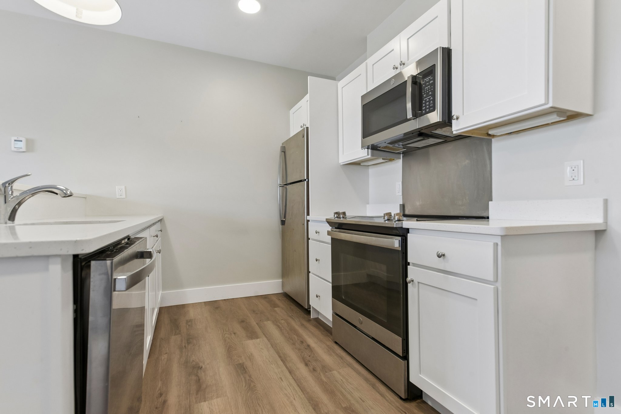 256 Captain Thomas Boulevard Unit #208 photo 6