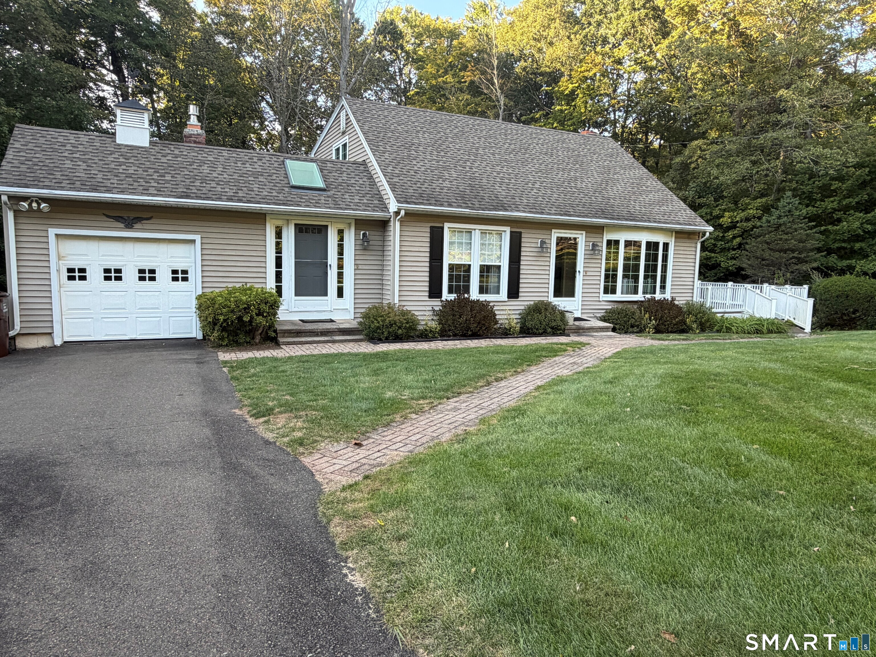 26 Fern Drive photo 2