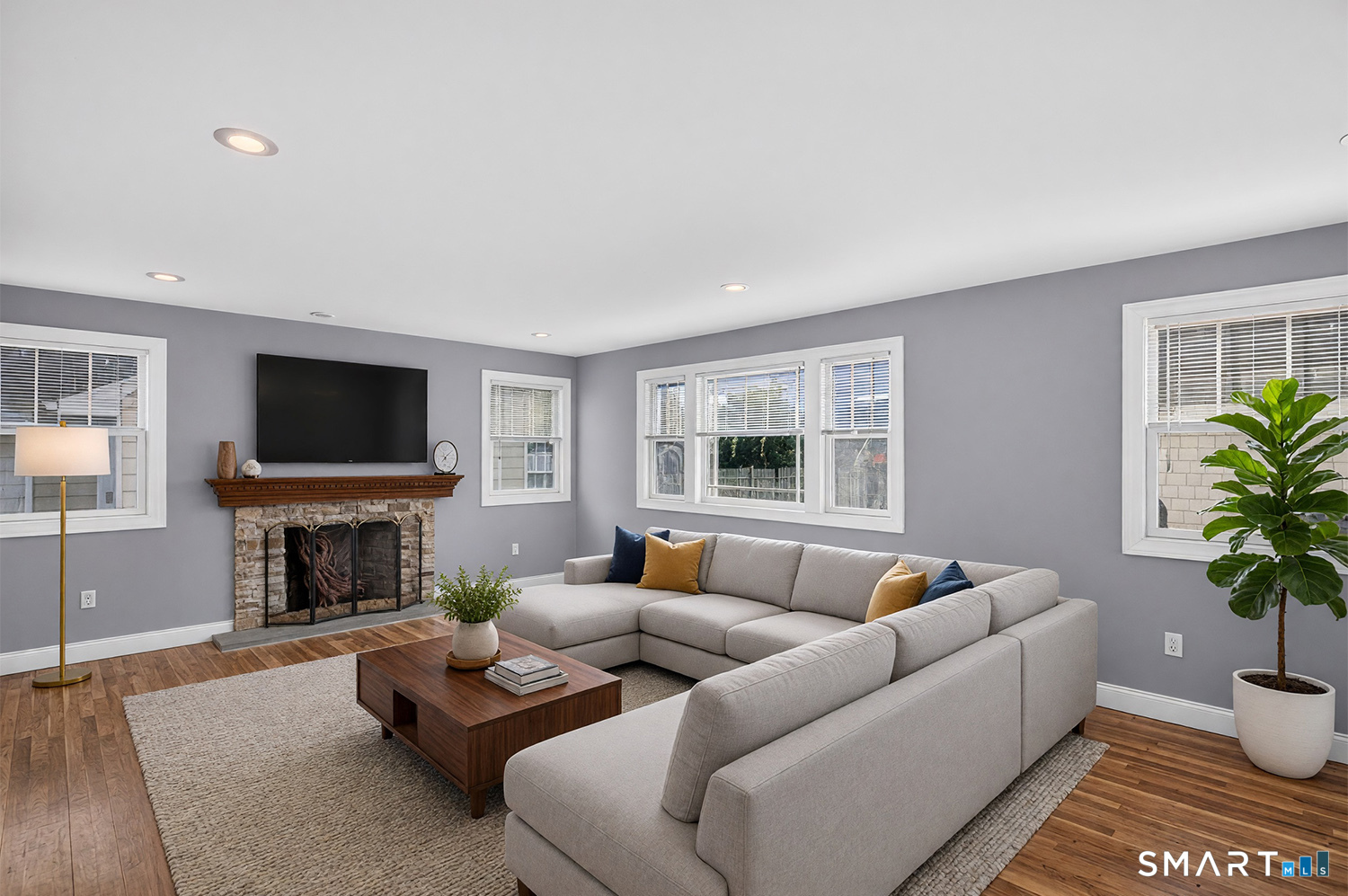 135 York Street photo 6