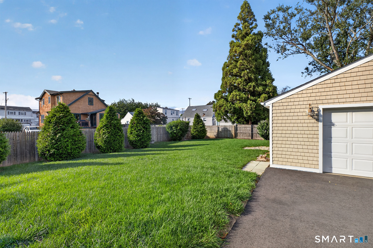 135 York Street photo 24
