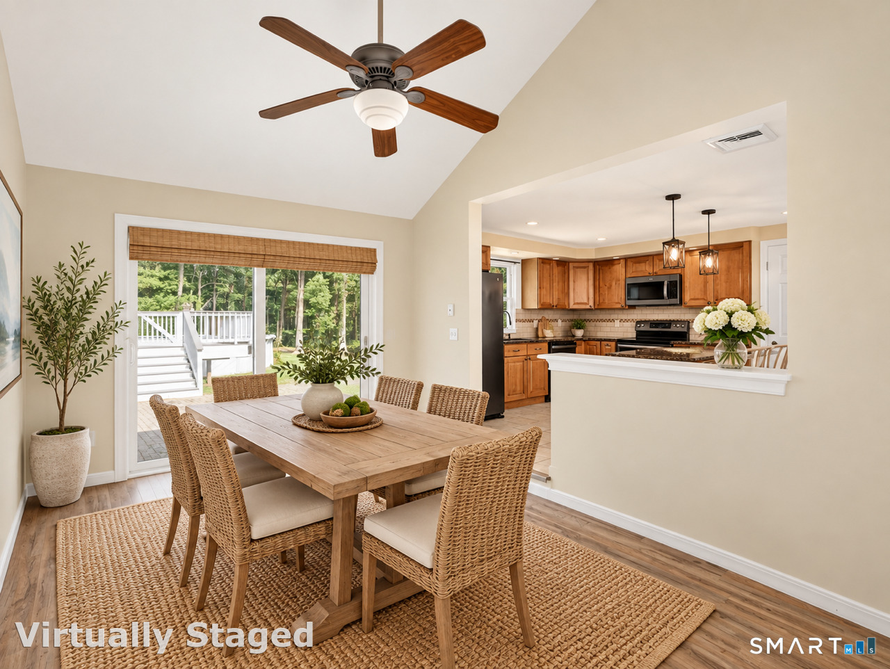 527 Clintonville Road photo 16