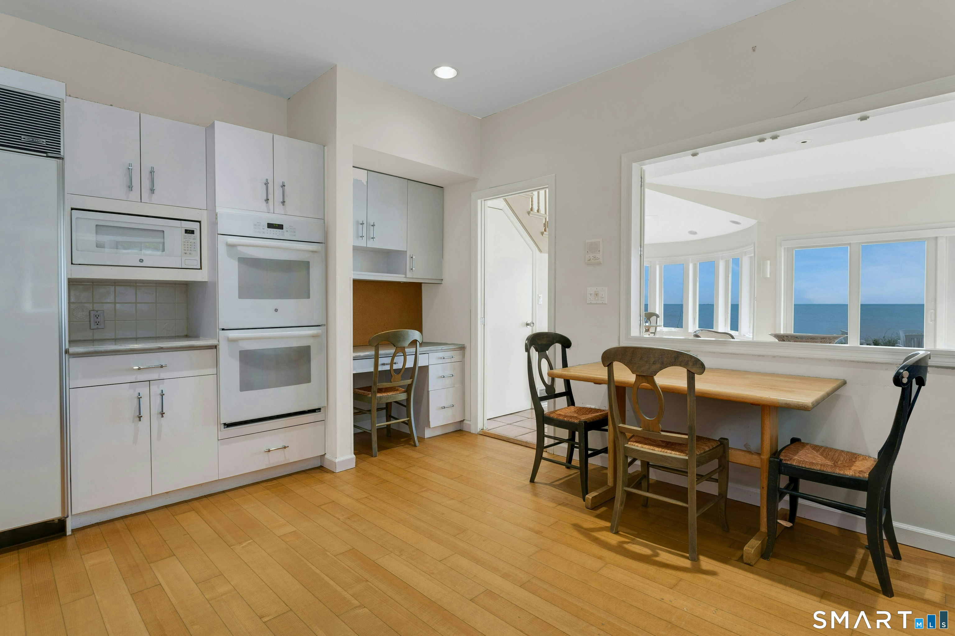 1845 & 1859 Fairfield Beach Road photo 14