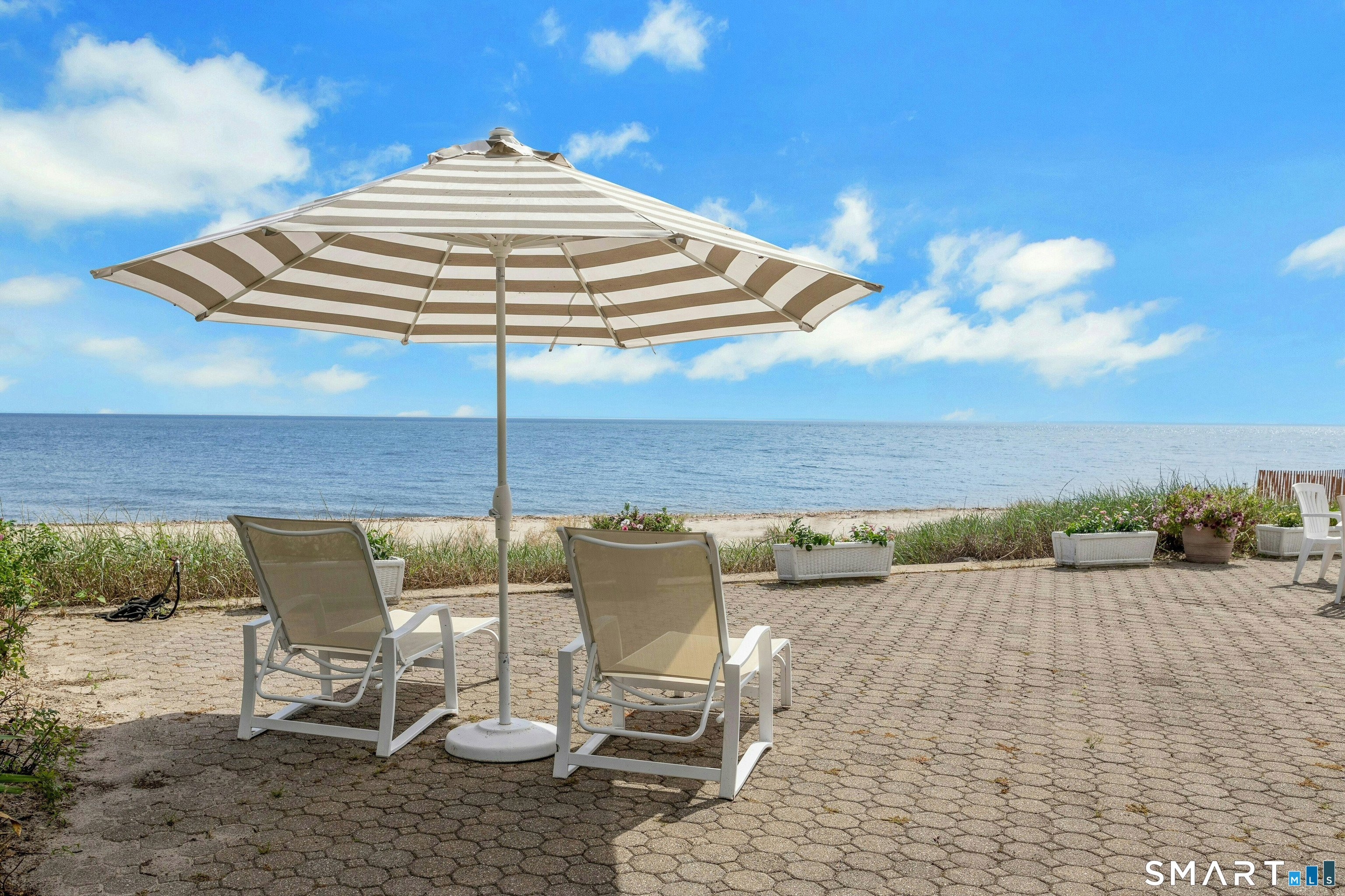 1845 & 1859 Fairfield Beach Road photo 8
