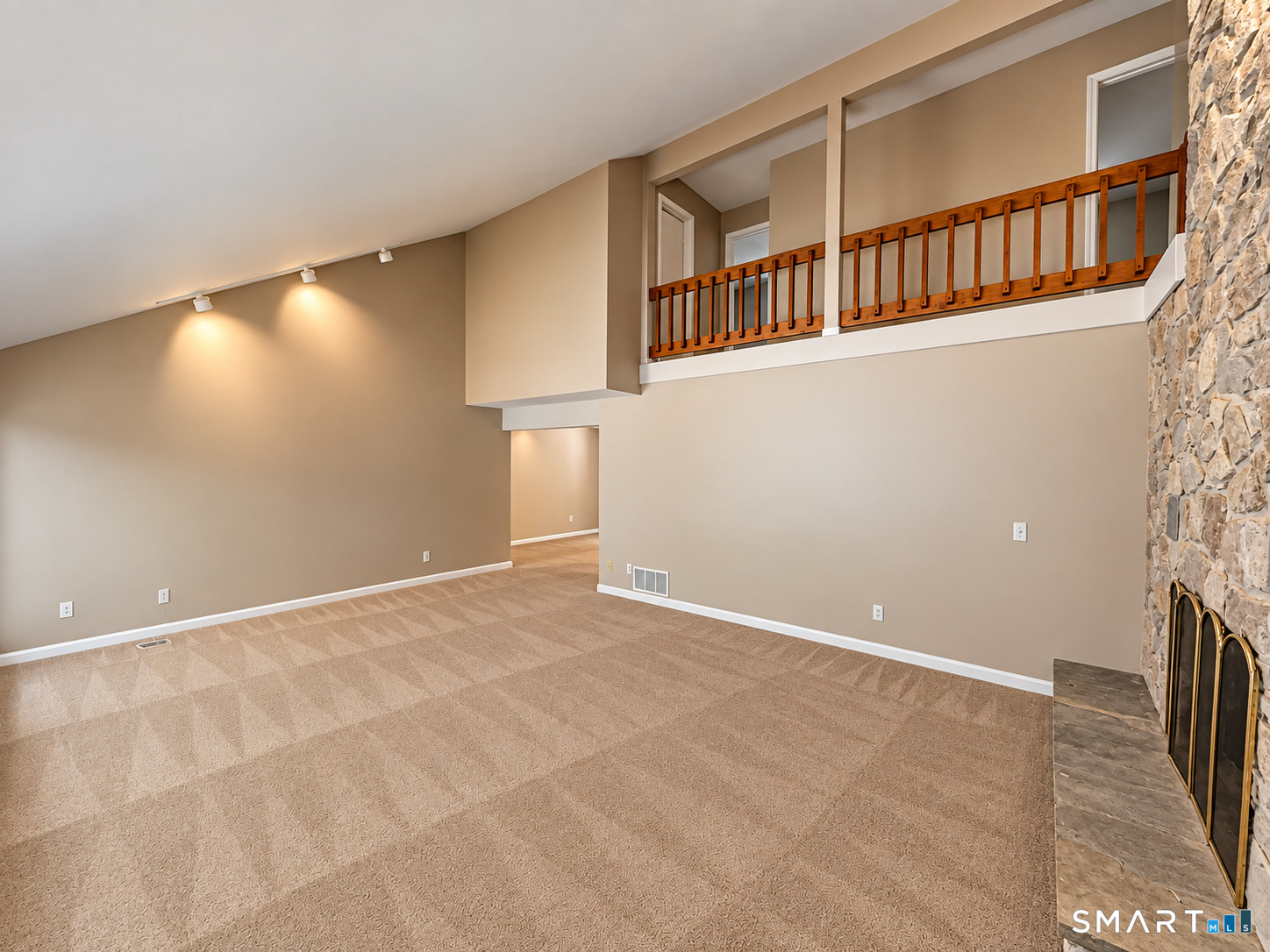 38 Twin Lakes Drive photo 6