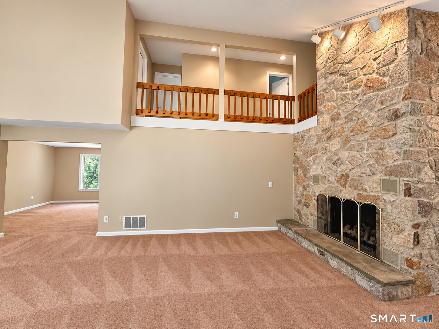 38 Twin Lakes Drive photo 7