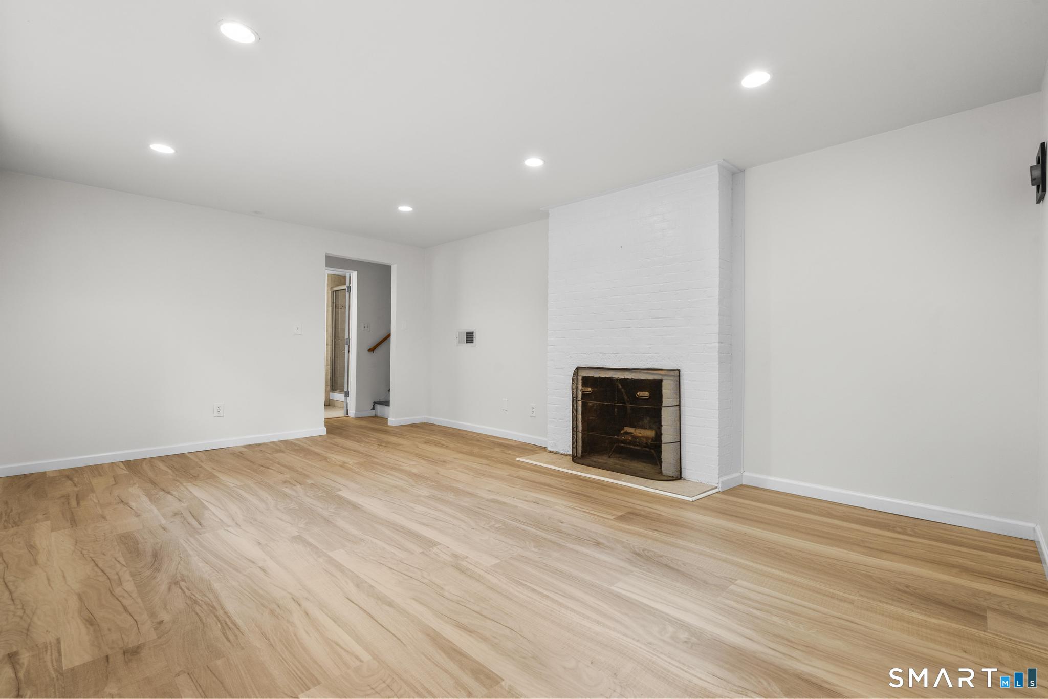89 Book Hill Road photo 29