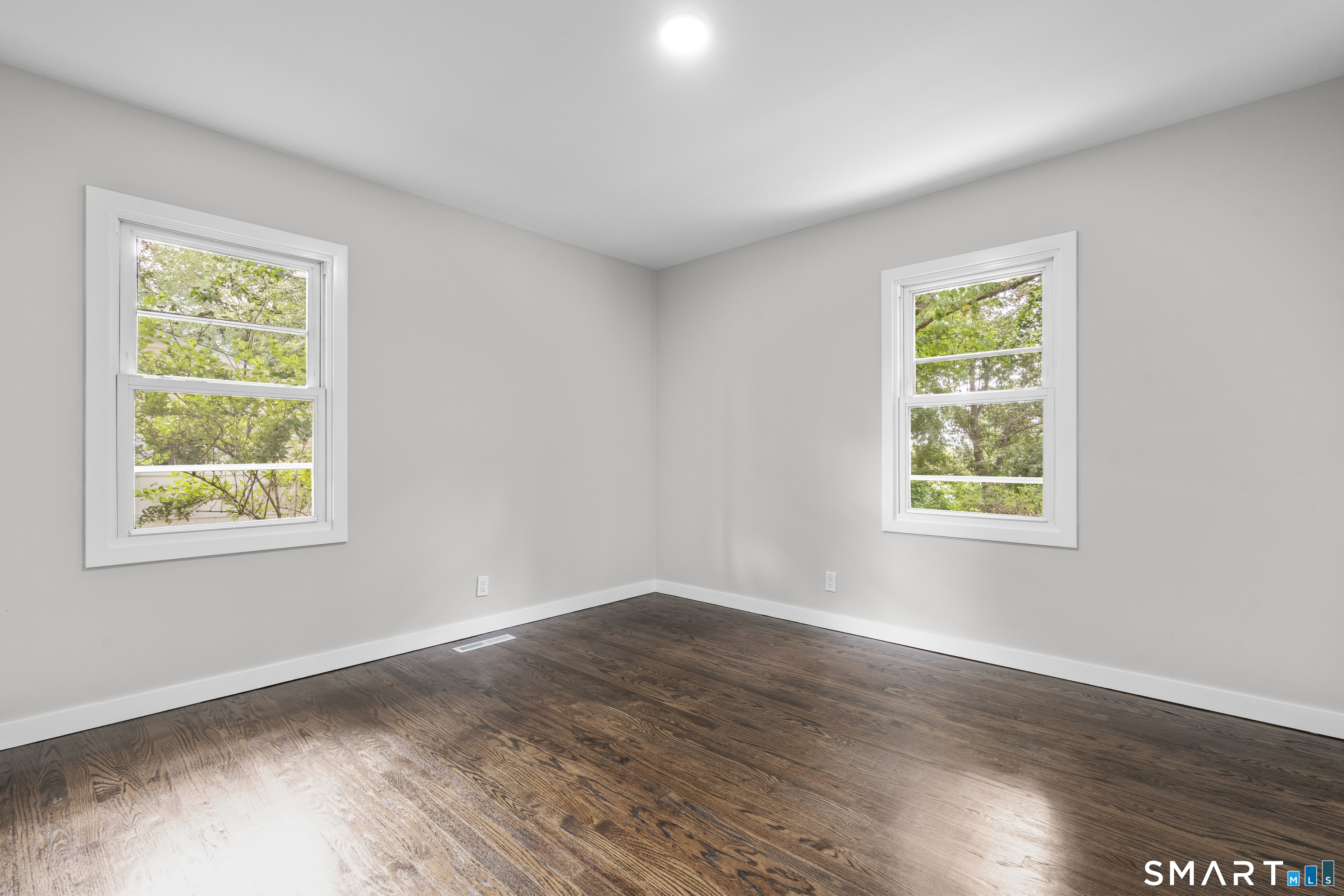 19 Upland Terrace photo 12