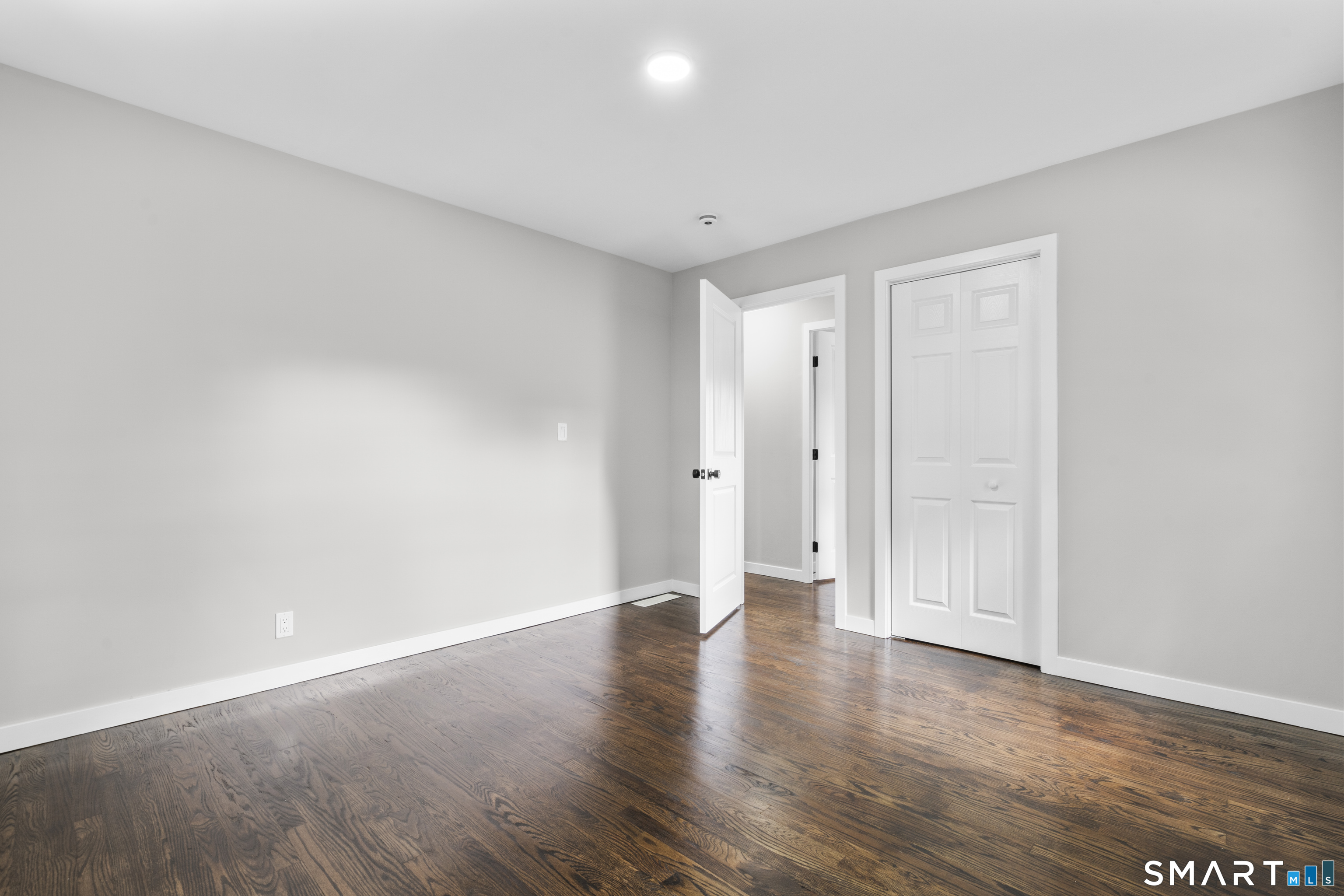 19 Upland Terrace photo 10