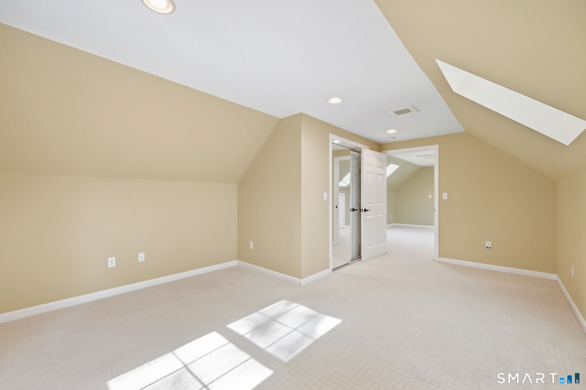 43 Hickory Lane photo 37
