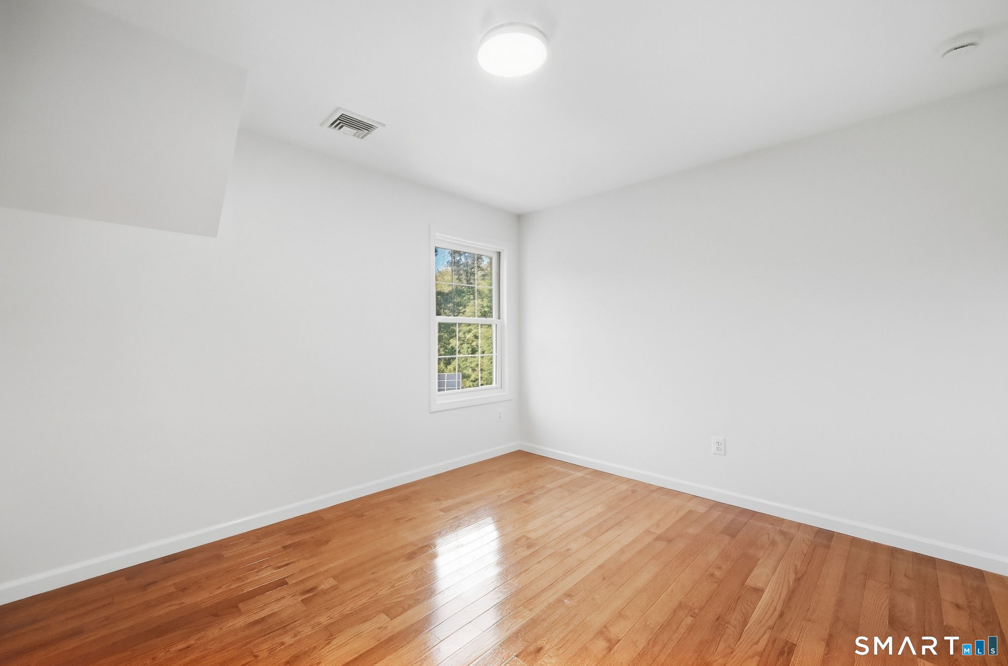 43 Hickory Lane photo 32