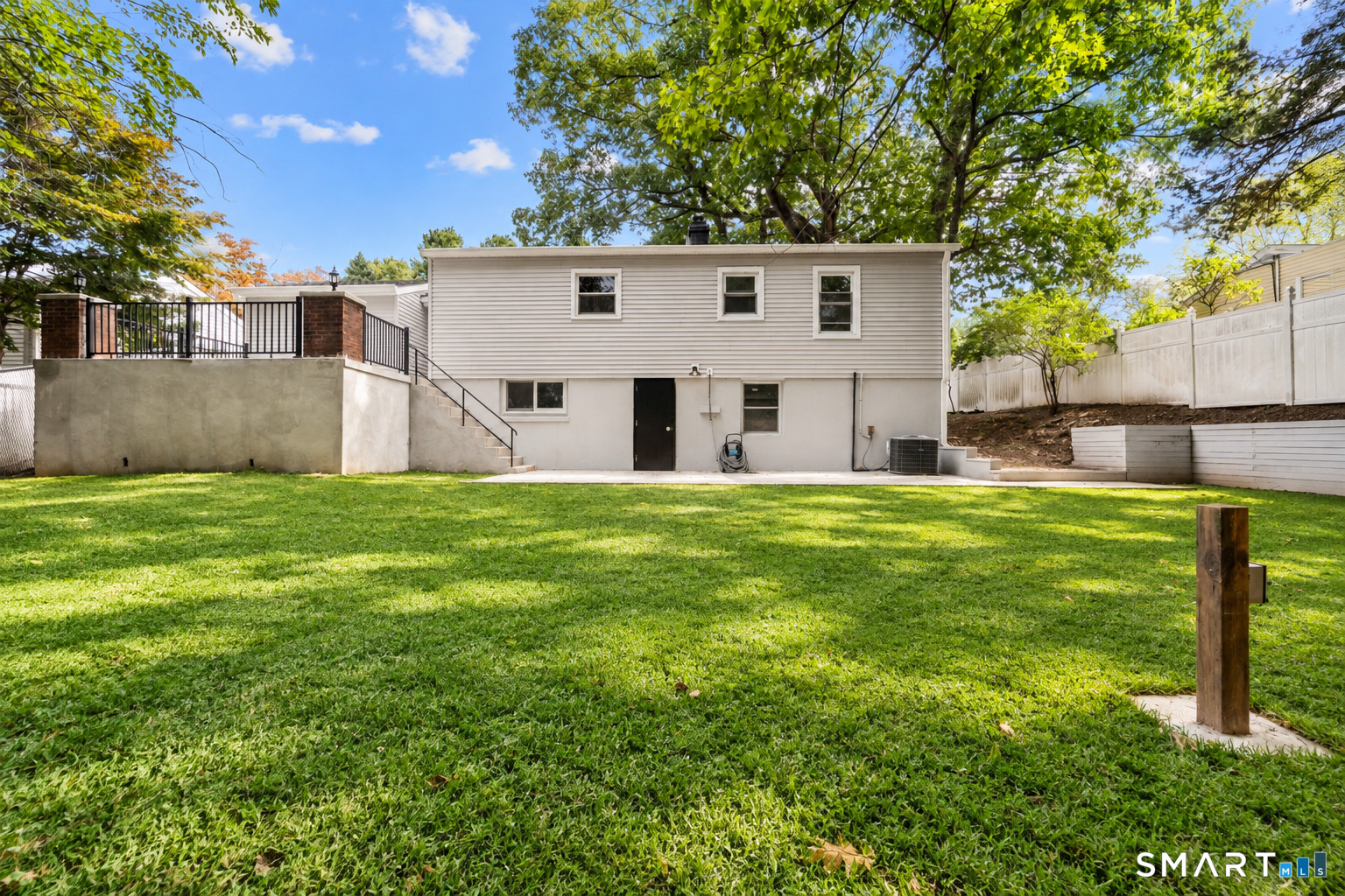 19 Upland Terrace photo 33