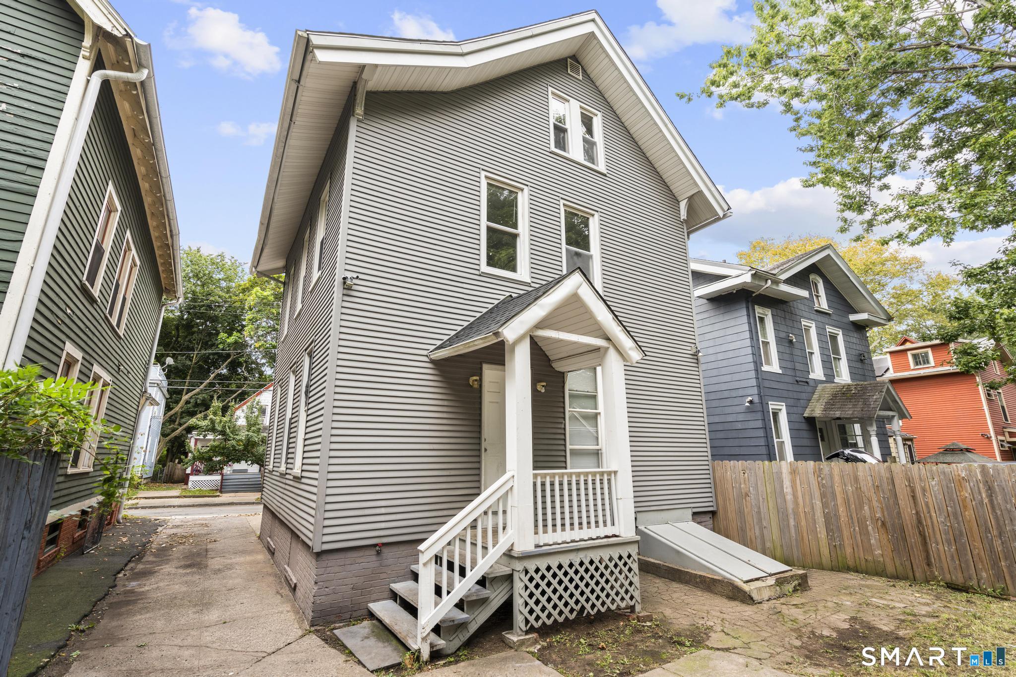323 West Division Street photo 23