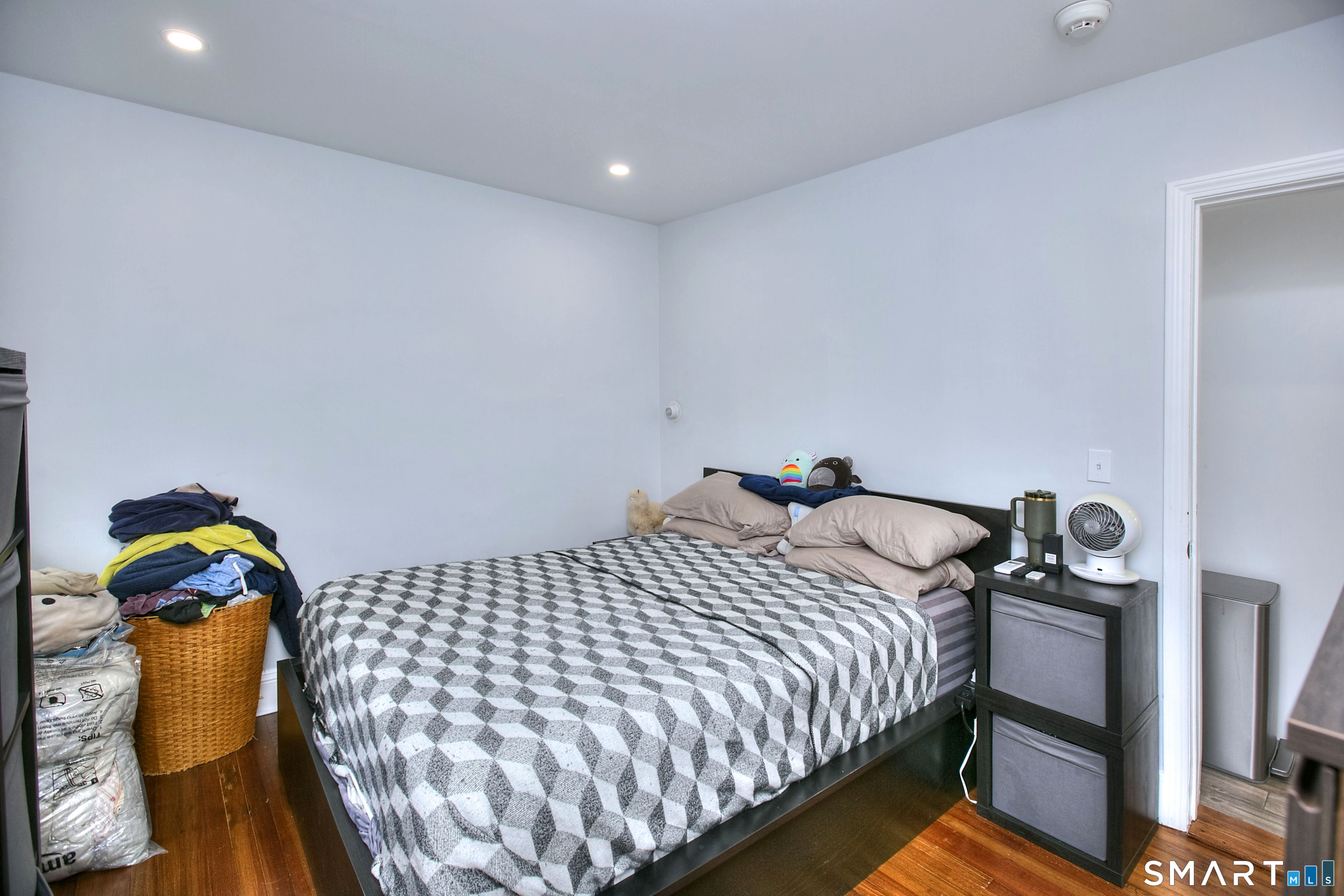 2029 Kings Highway photo 11