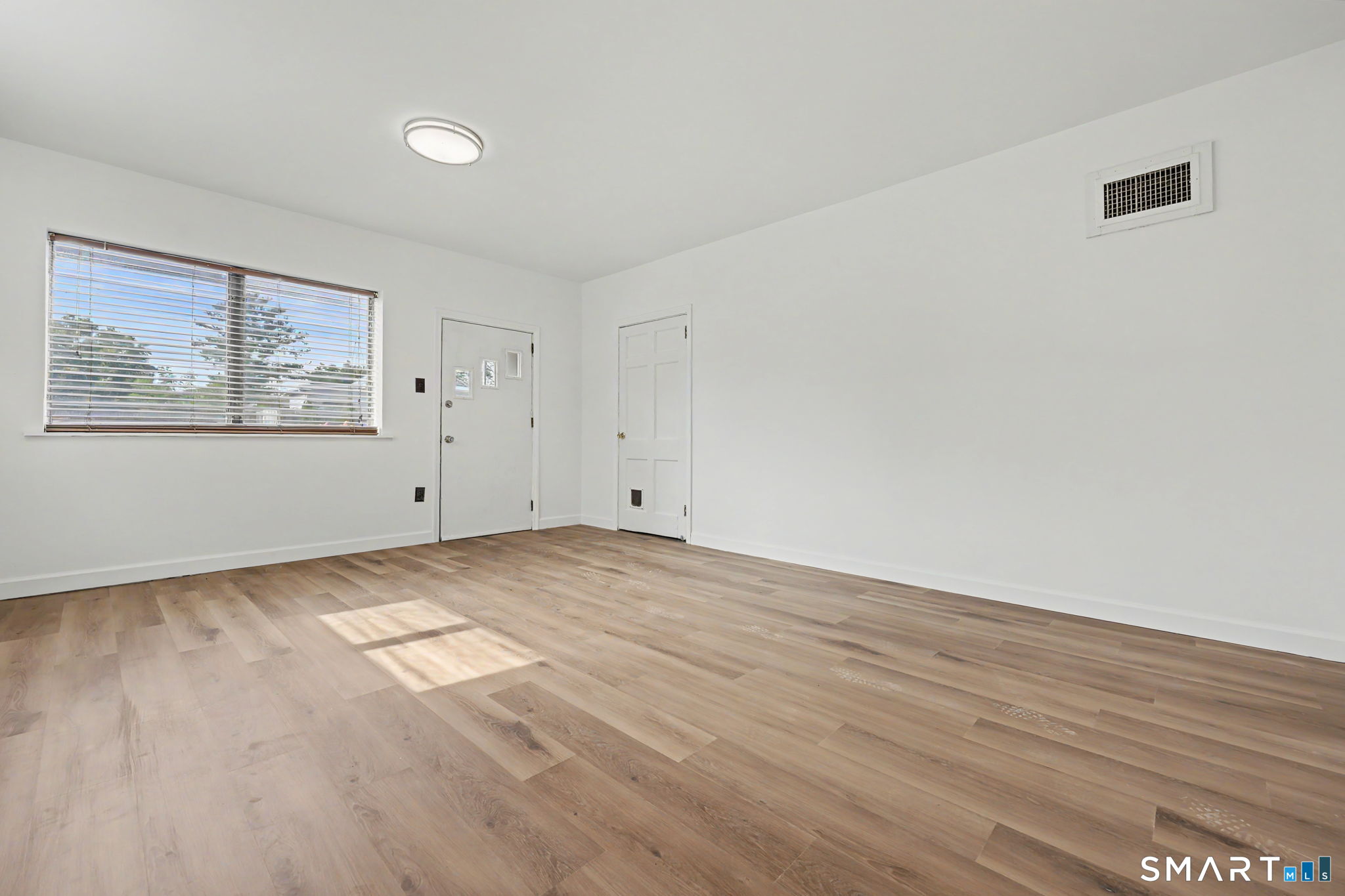 219 Harwinton Avenue photo 13