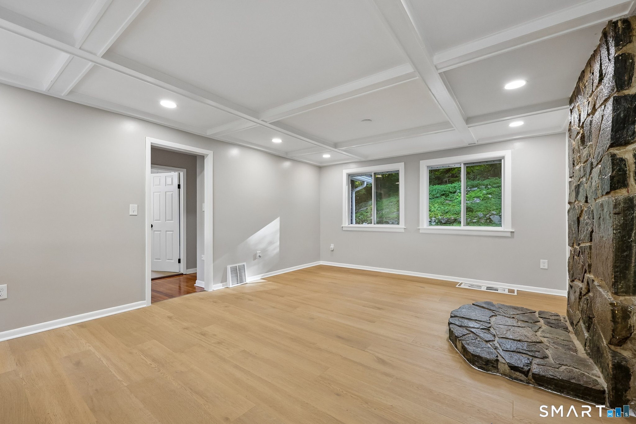 34 Springdale Avenue photo 17