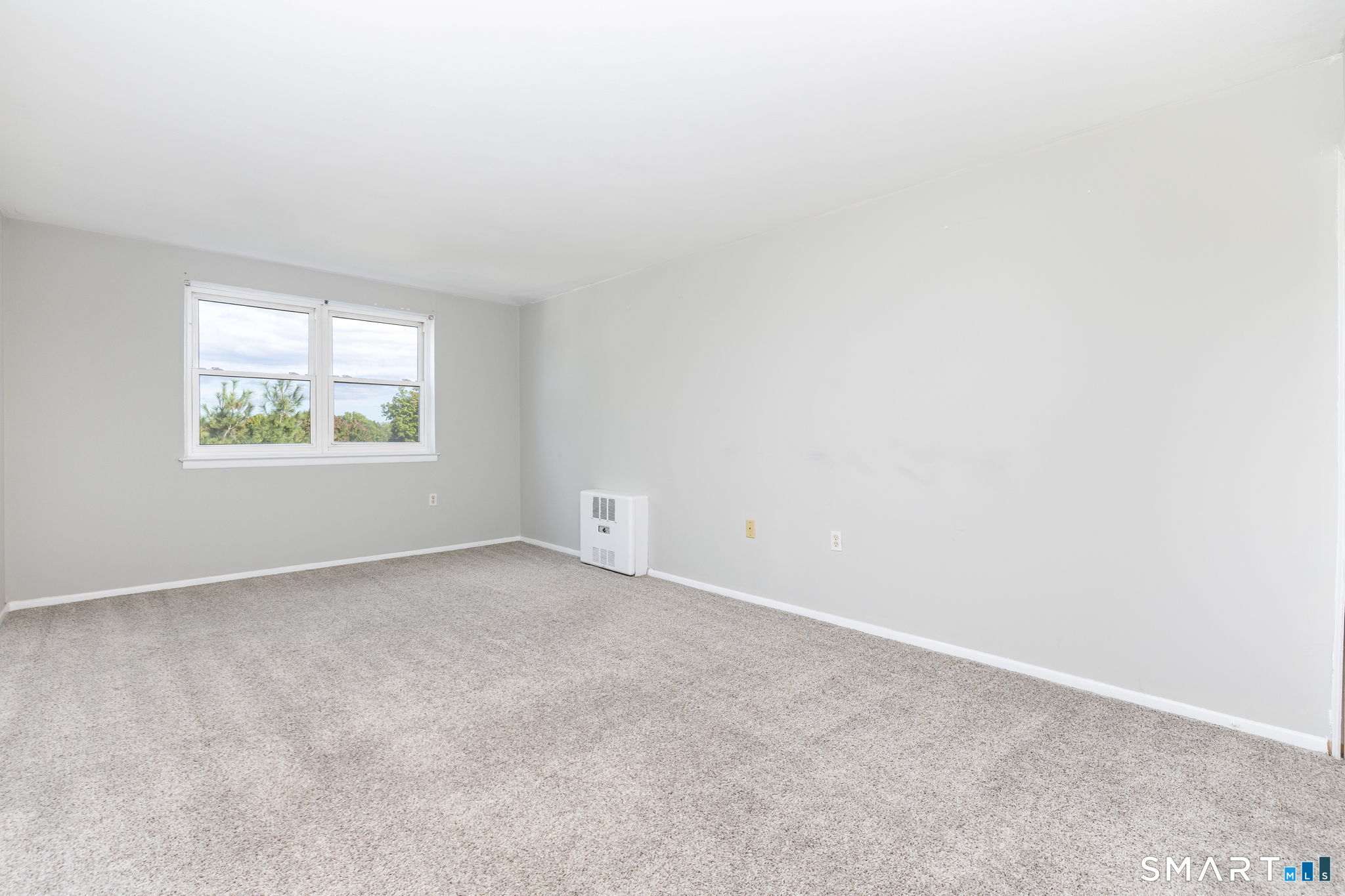 887 Farmington Avenue, #6F, West Hartford, CT 06119