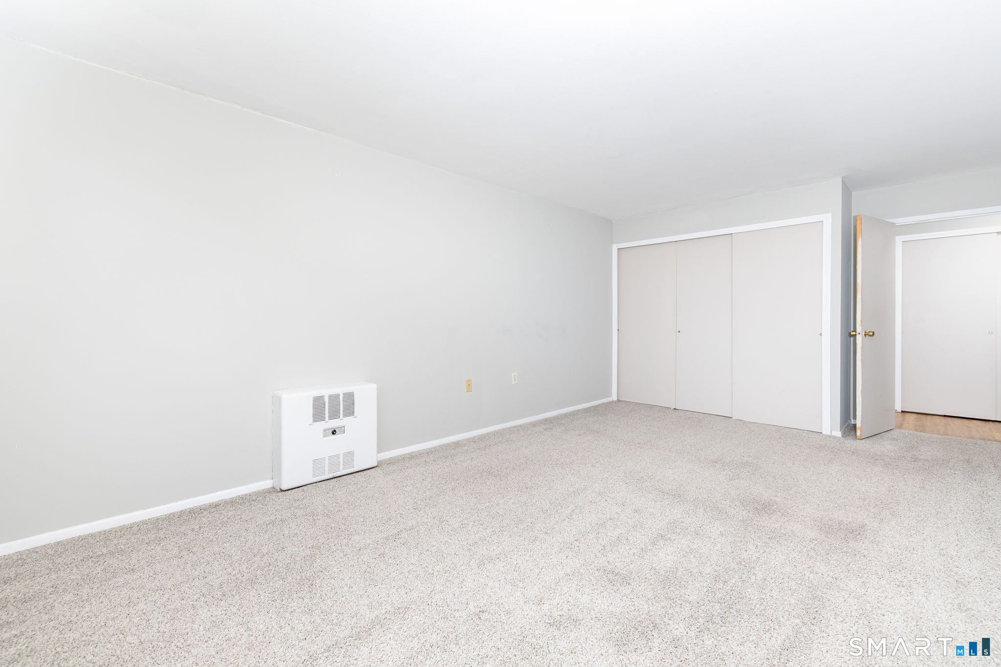 887 Farmington Avenue, #6F, West Hartford, CT 06119