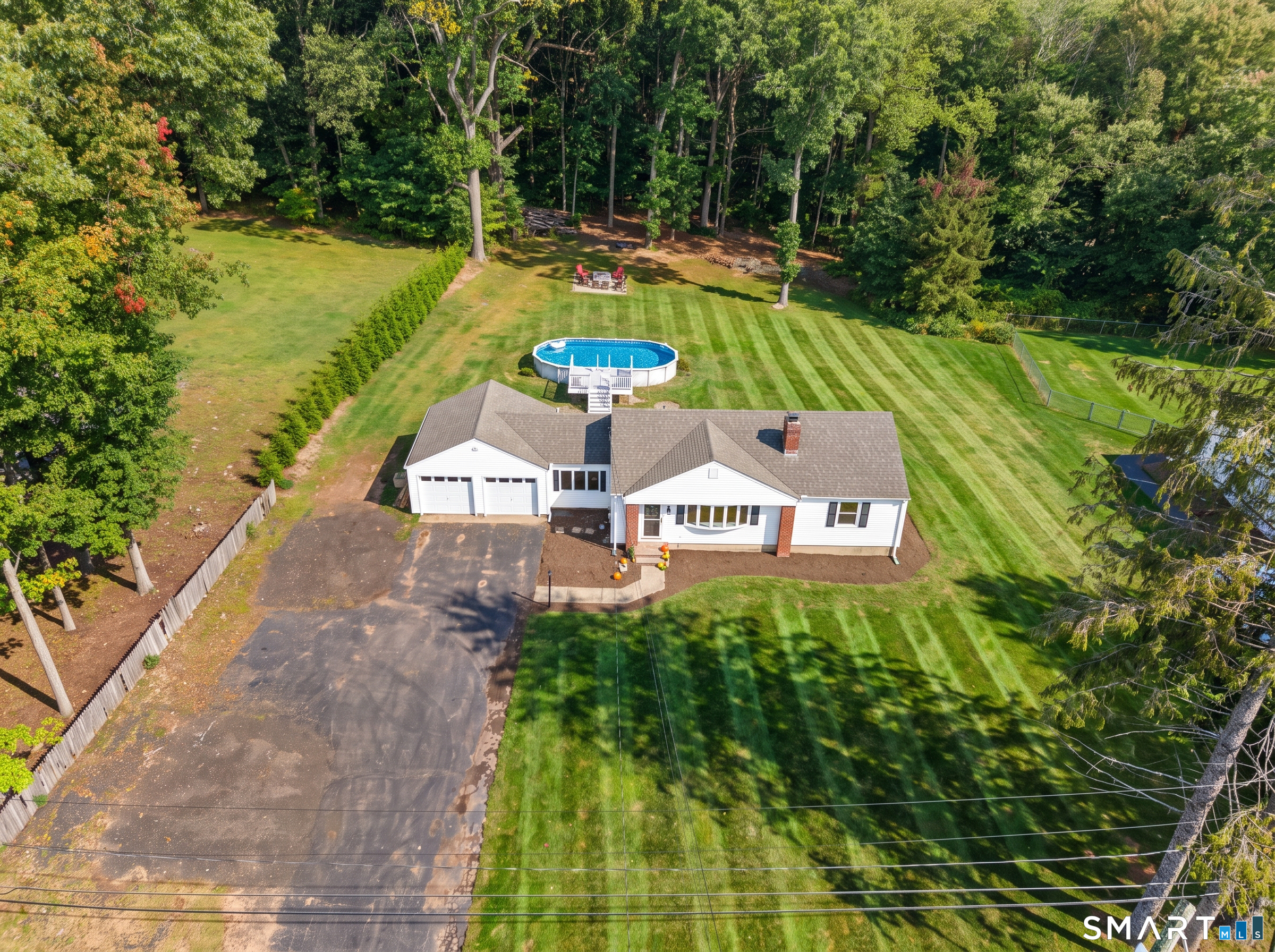 527 Clintonville Road photo 39
