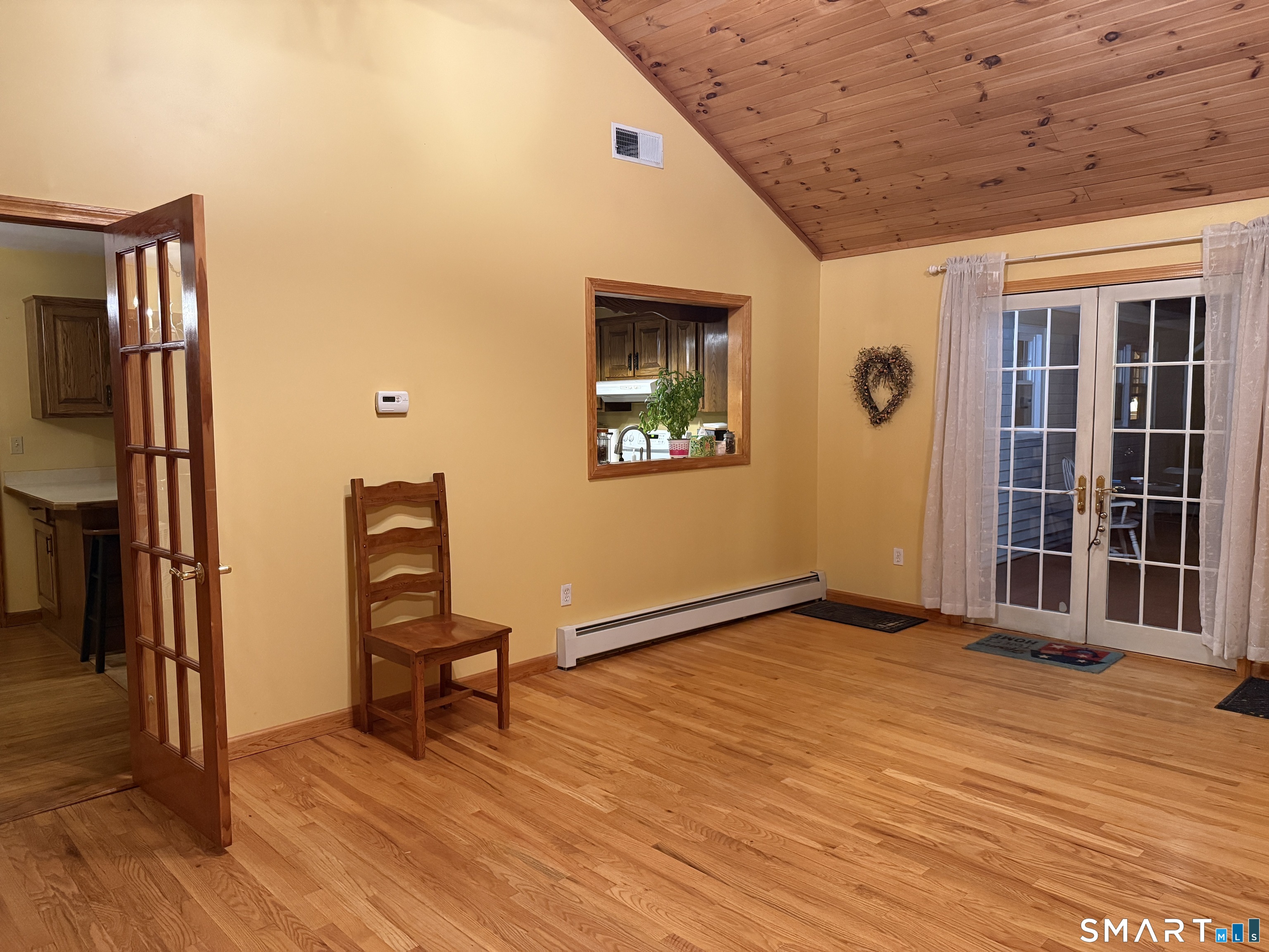 112 Maple Street photo 15