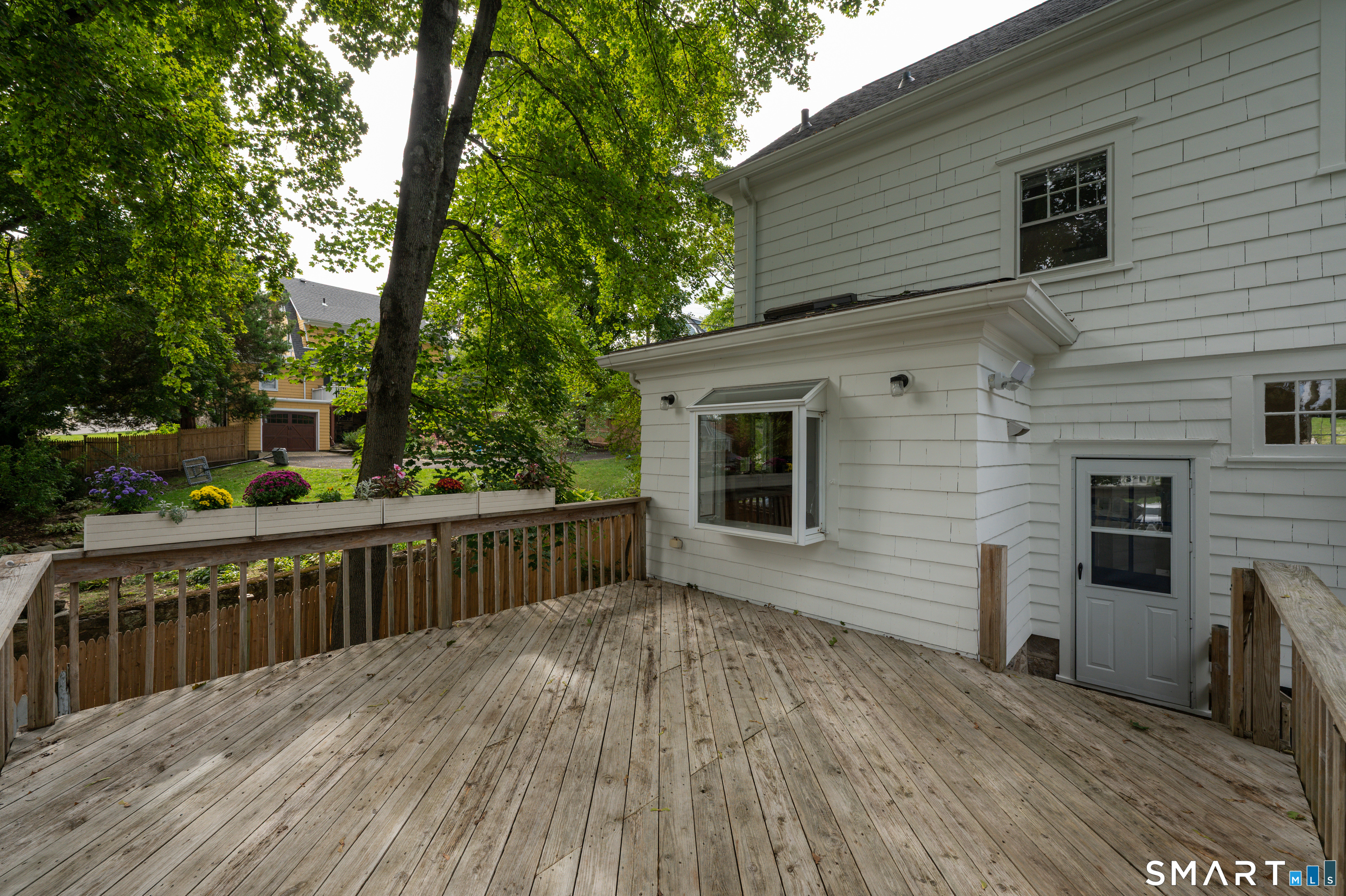 15 Brooklawn Avenue photo 31