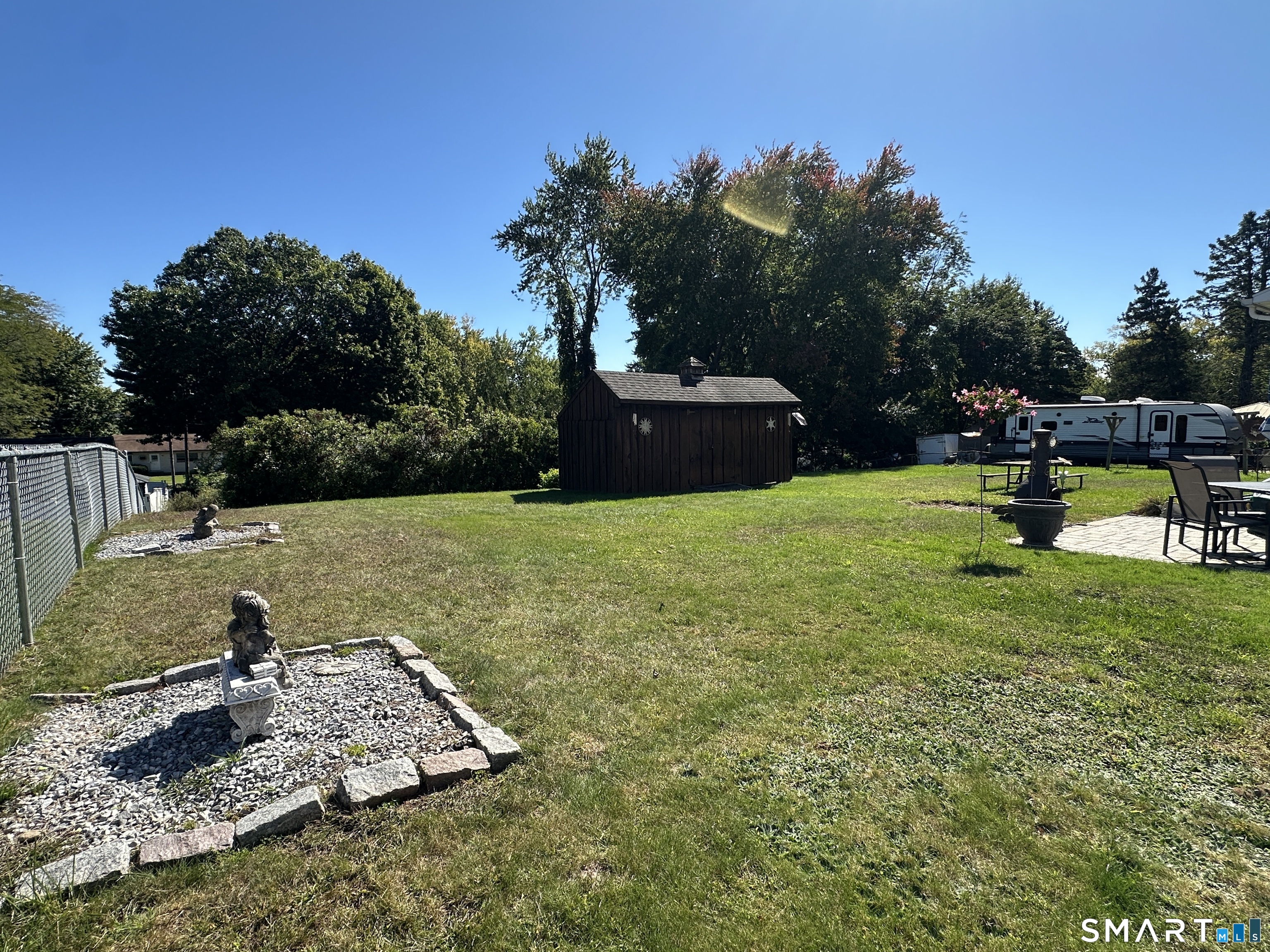 84 Sherman Road photo 21