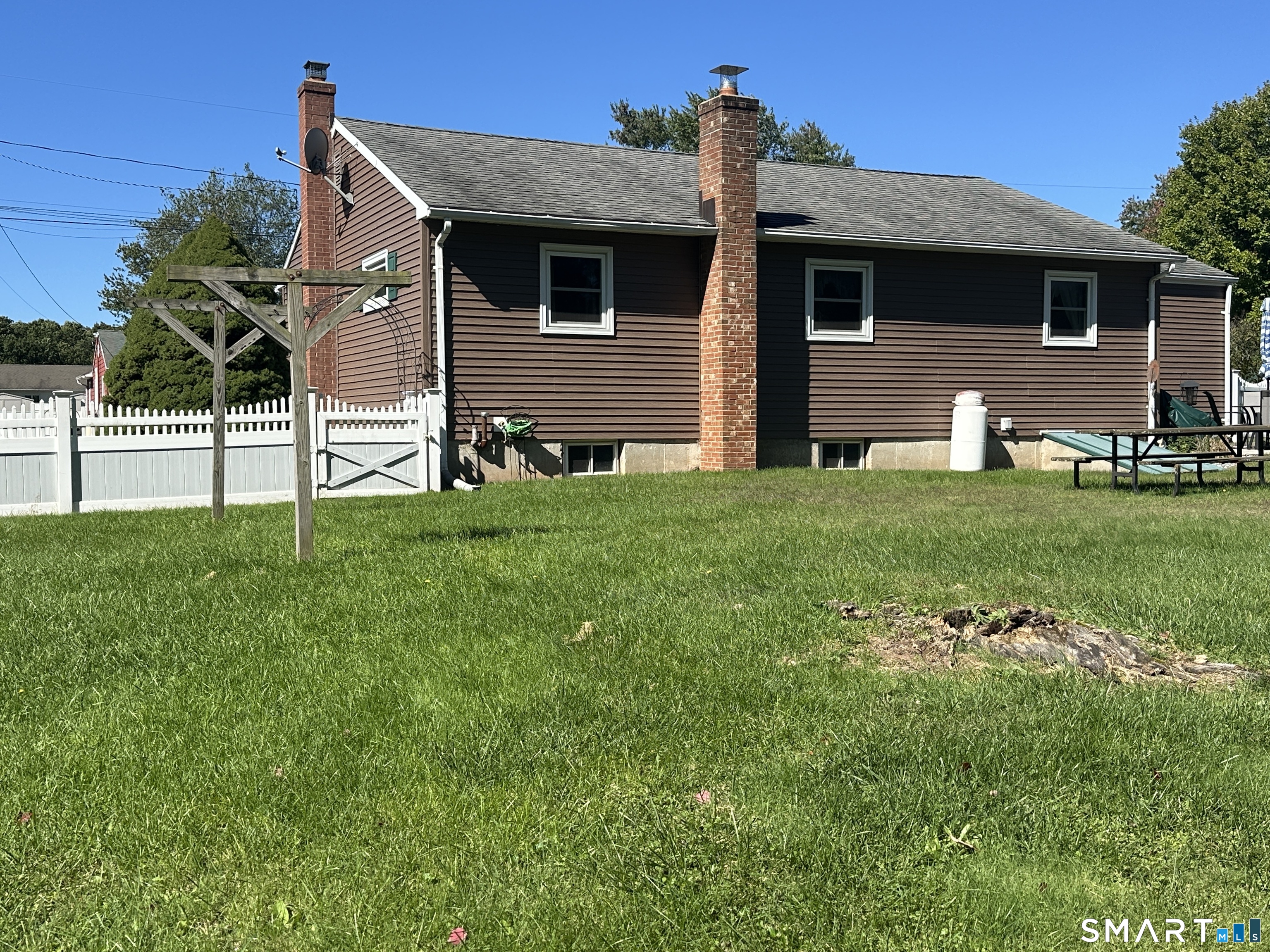84 Sherman Road photo 23