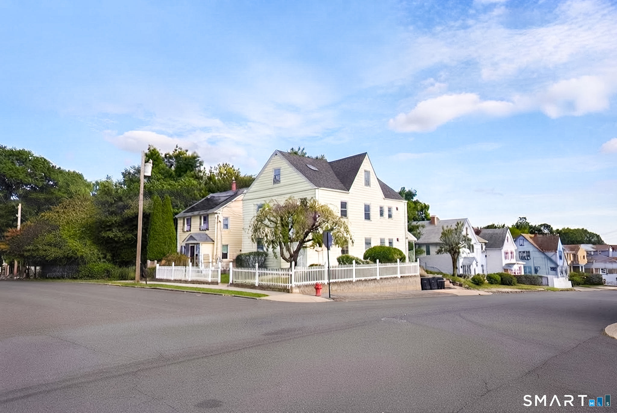 57-59 Fairview Avenue photo 37