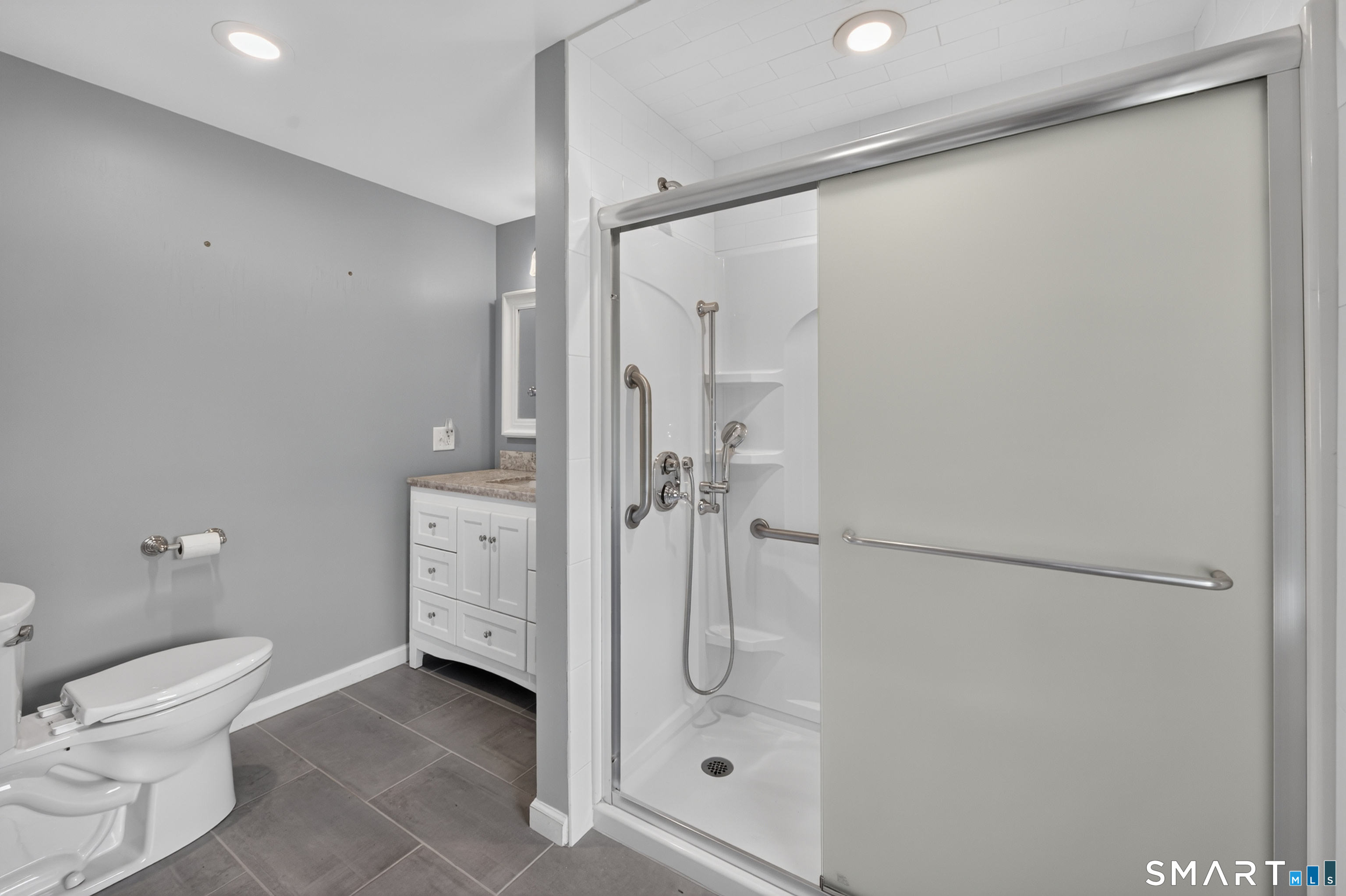 845 Stratford Road photo 17
