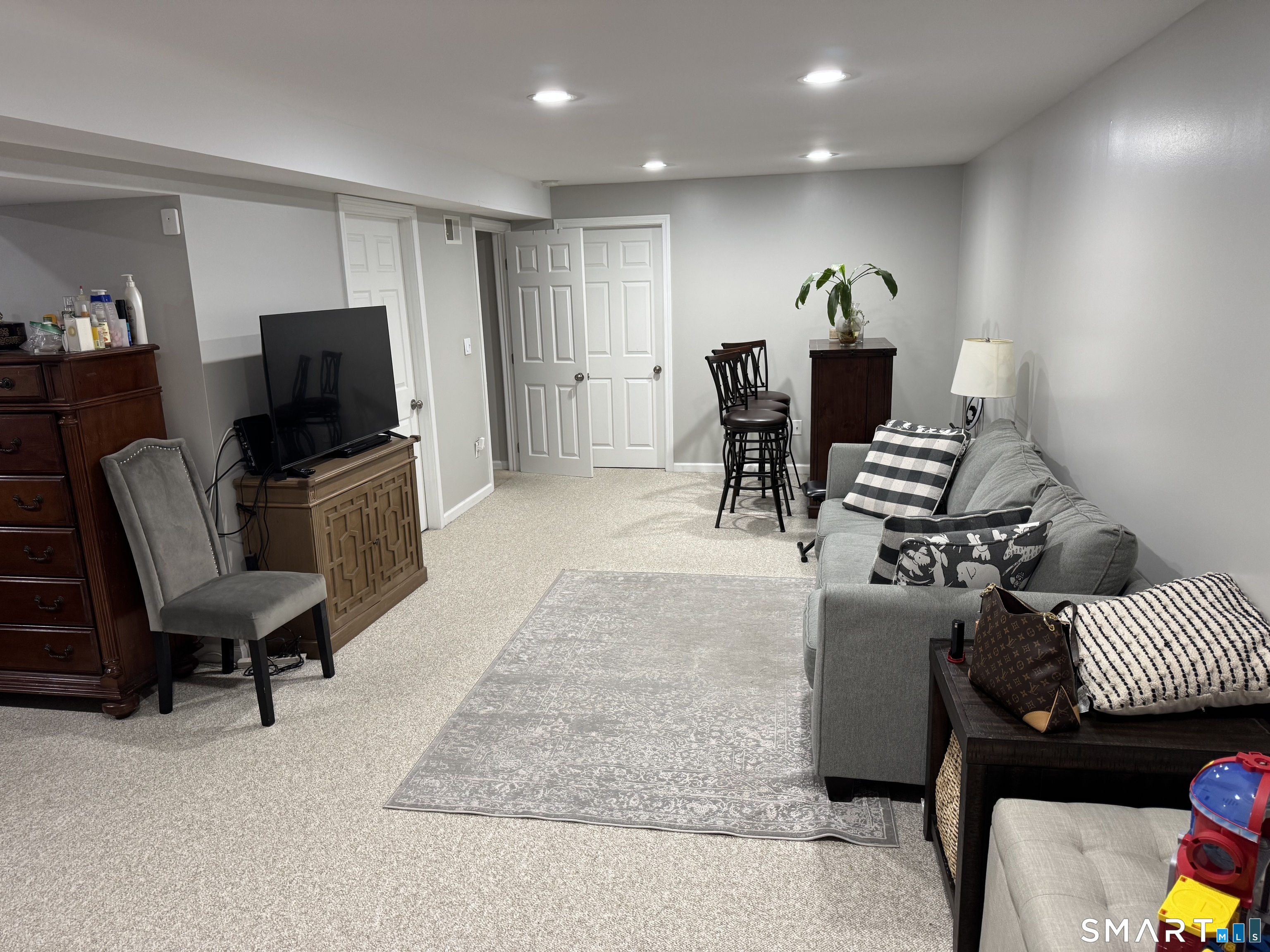 226 Castlewood Drive Unit #226 photo 15