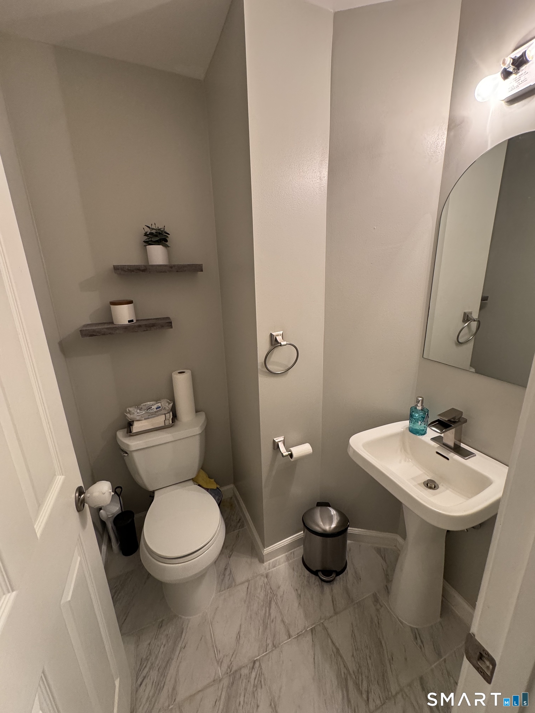 226 Castlewood Drive Unit #226 photo 17