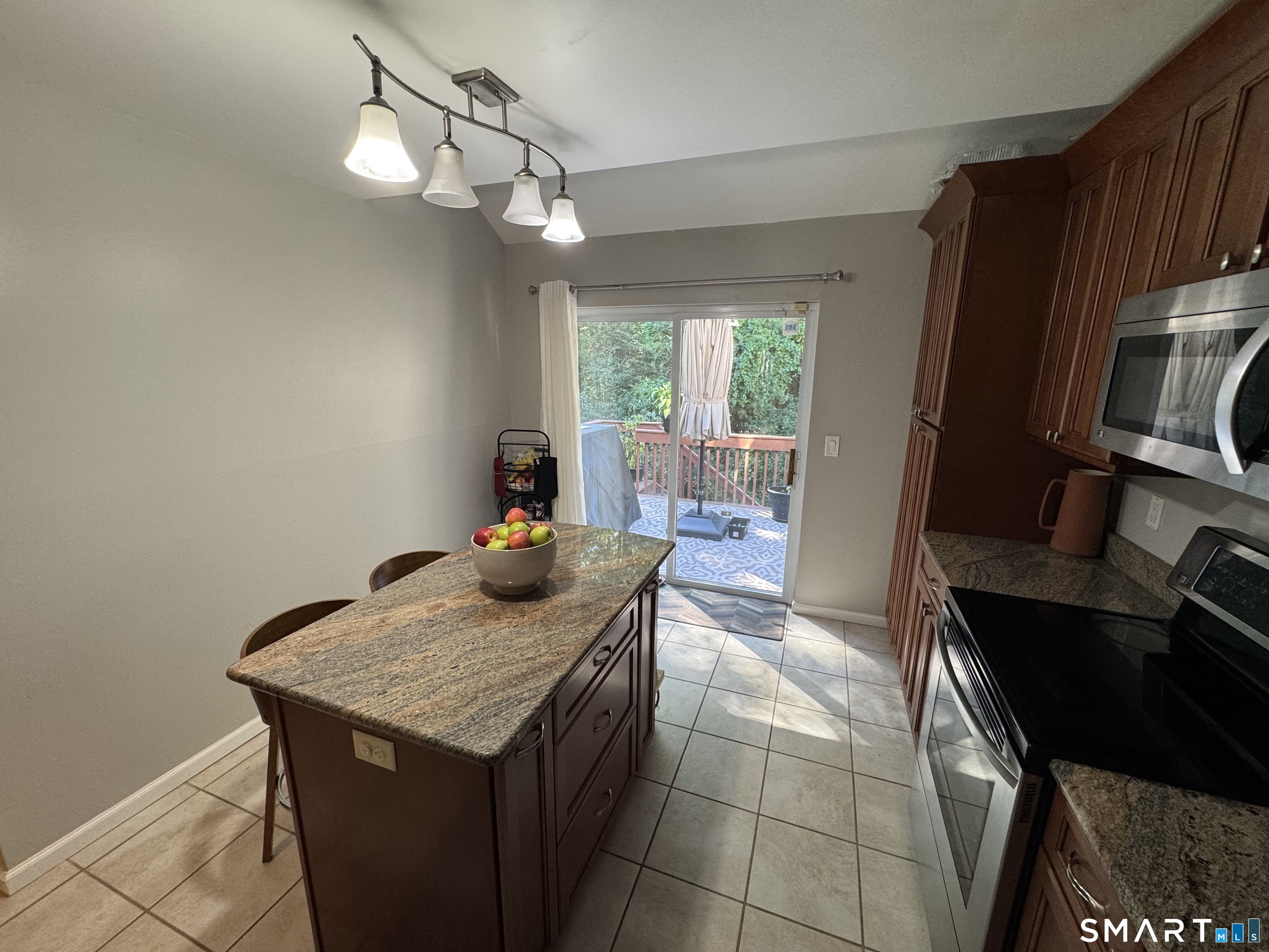 226 Castlewood Drive Unit #226 photo 23