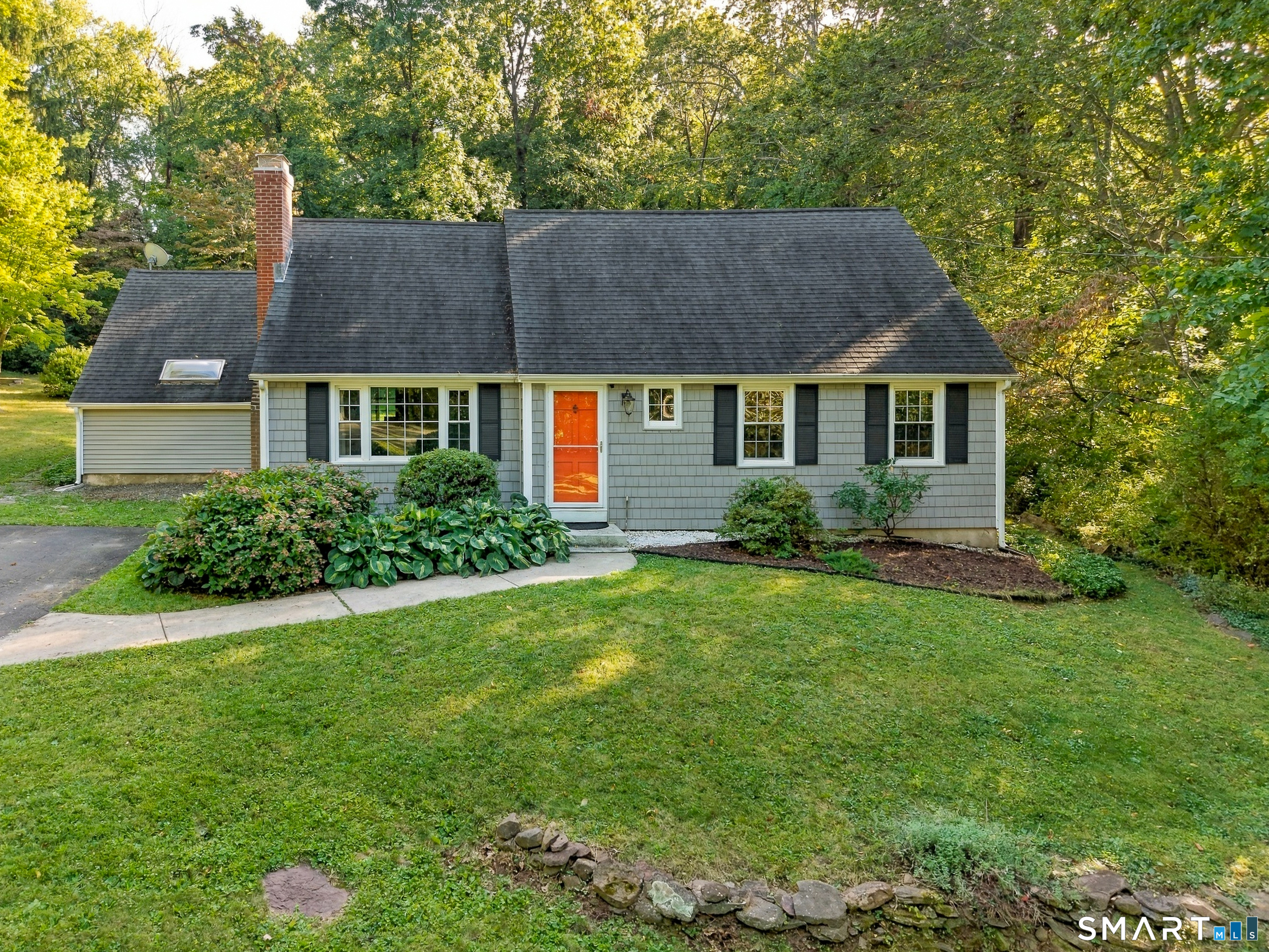 Photo 1 of Single family home for sale at 27 Grant Hl Rd, Bloomfield, CT 06002 | MLS# 24203743 | Listing updated on 2026-10-07