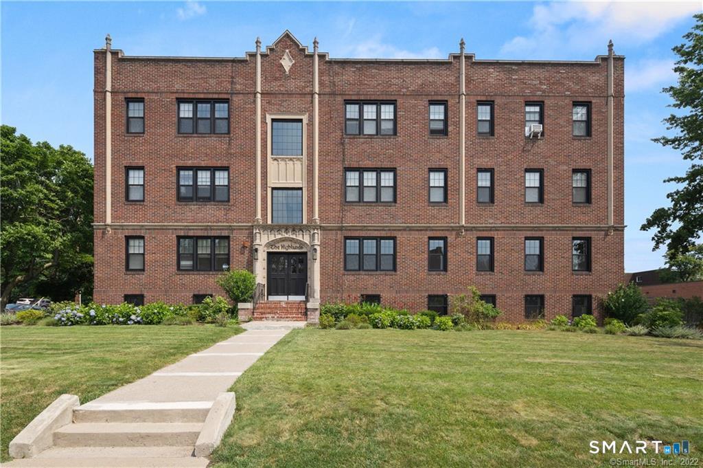 684 Farmington Avenue Unit #C6 photo 3
