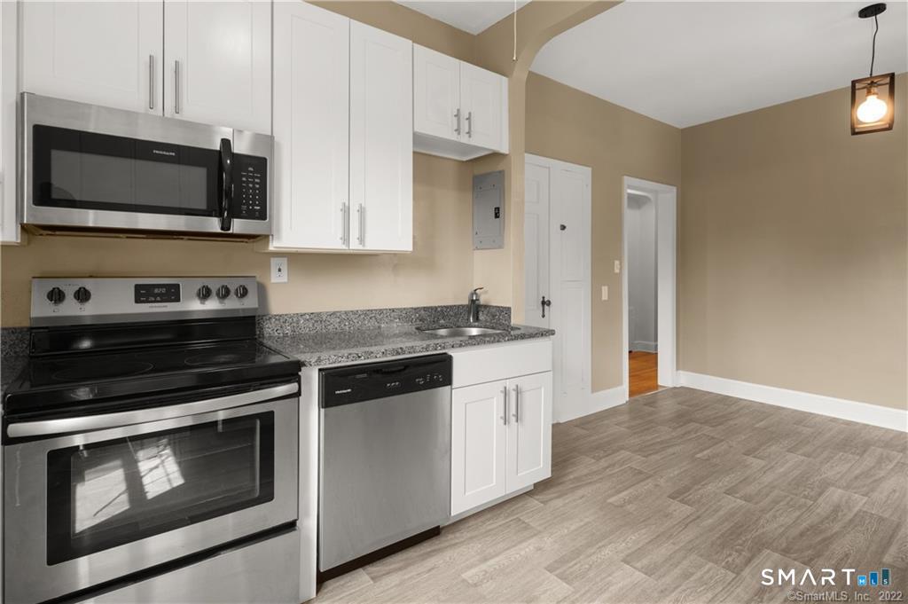 684 Farmington Avenue Unit #C6 photo 18