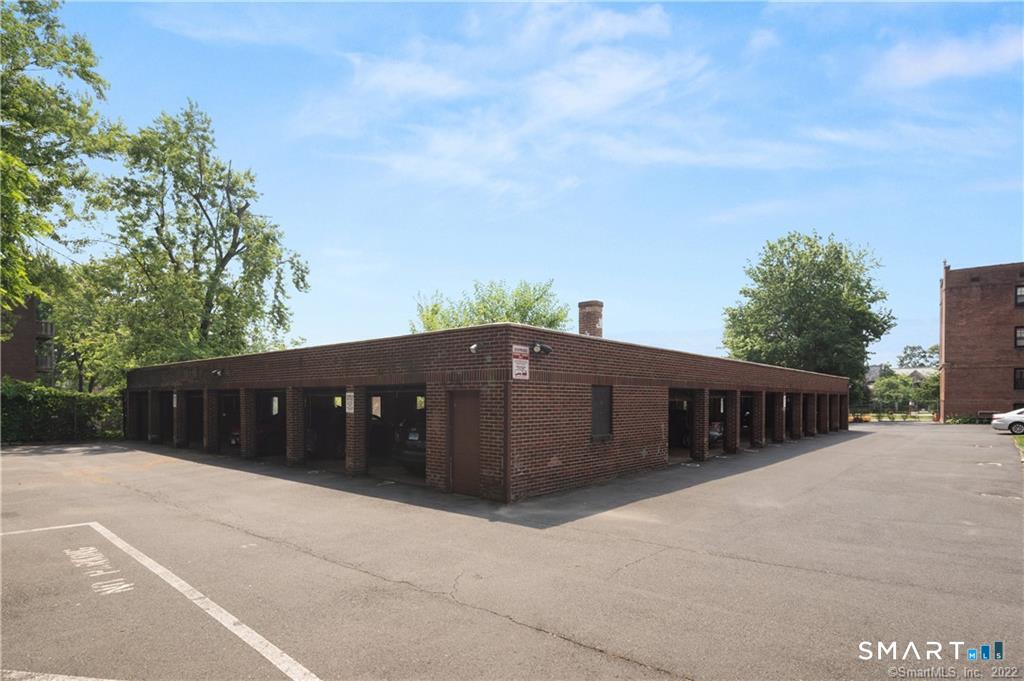 684 Farmington Avenue Unit #C6 photo 32