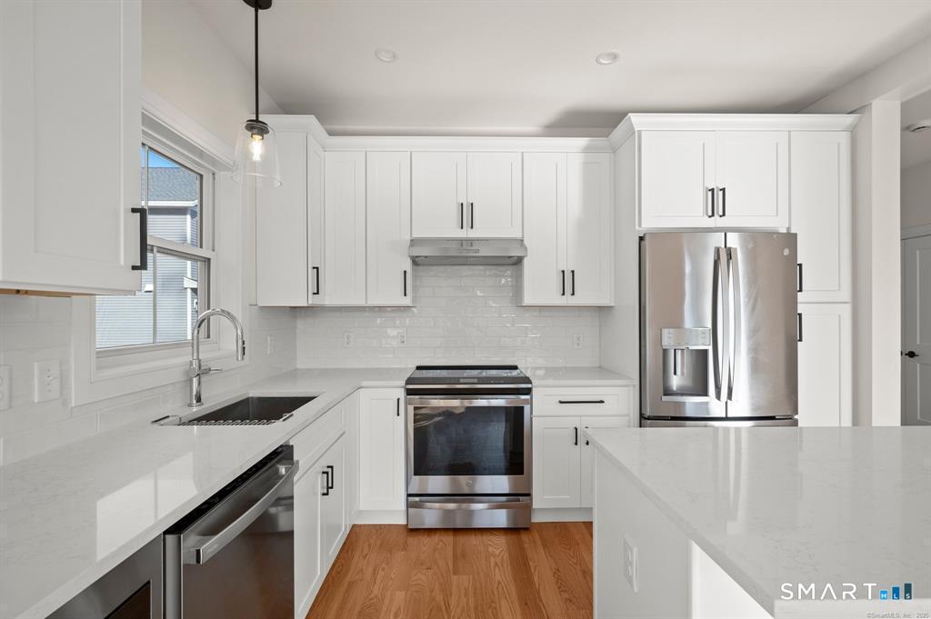 18 Fieldstone Court Unit #18 photo 11