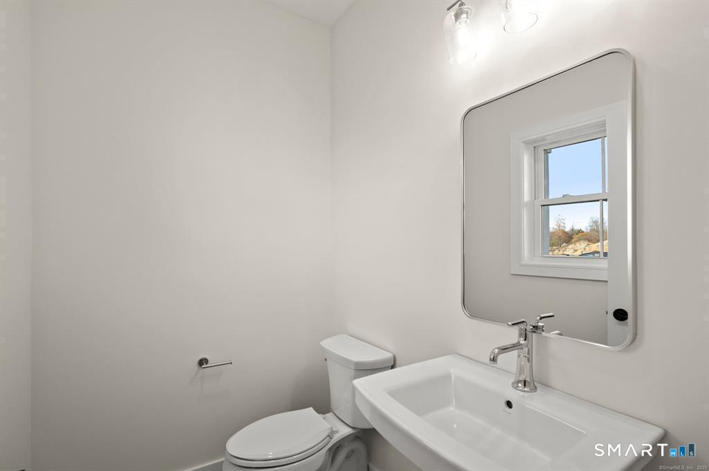 18 Fieldstone Court Unit #18 photo 24
