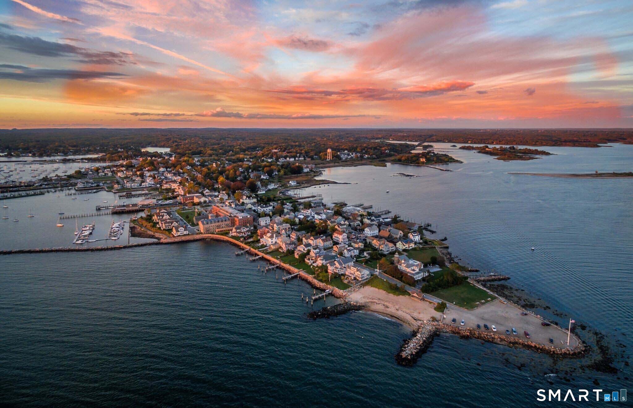 Located between Historic Stonington Borough and Historic Downtown Mystic.