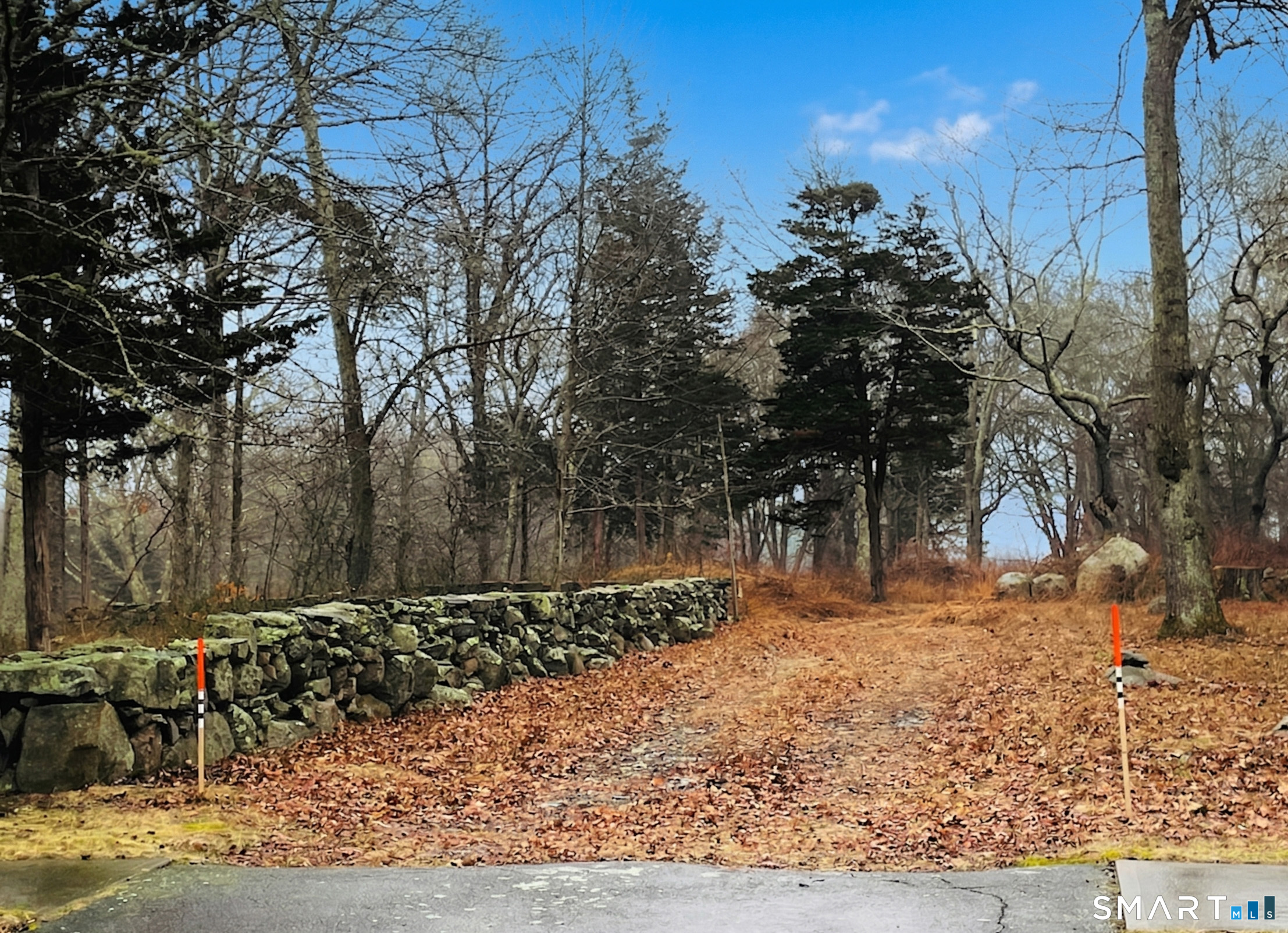 16 Bittersweet Way, Stonington, CT 06378