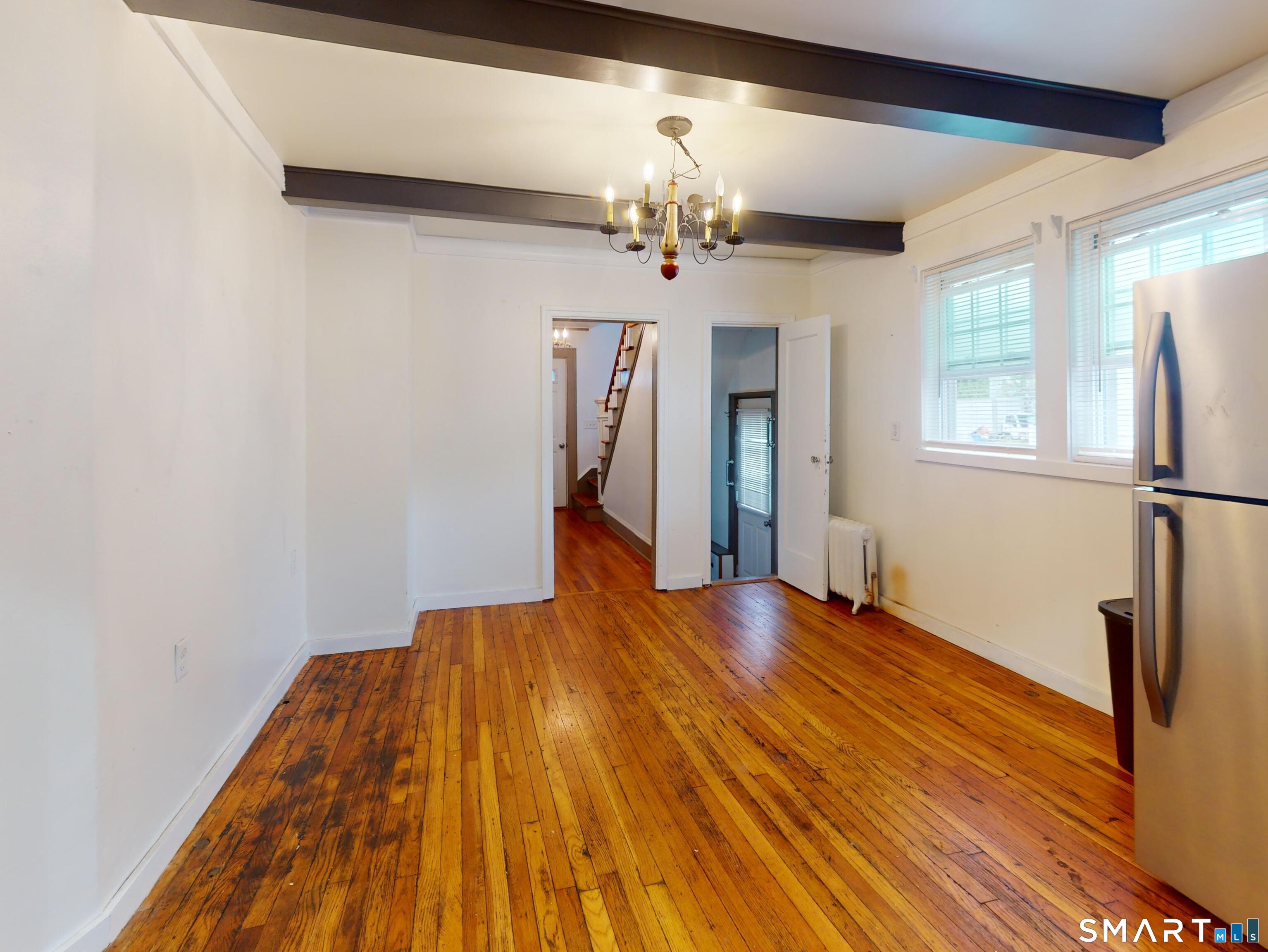 39 Geer Avenue photo 12