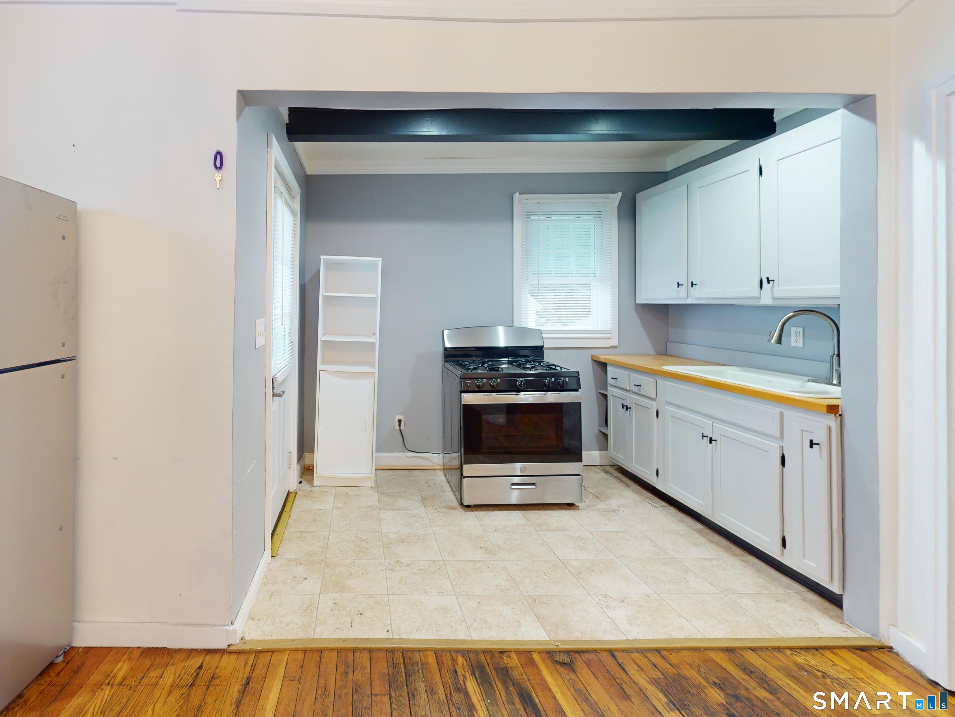 39 Geer Avenue photo 13