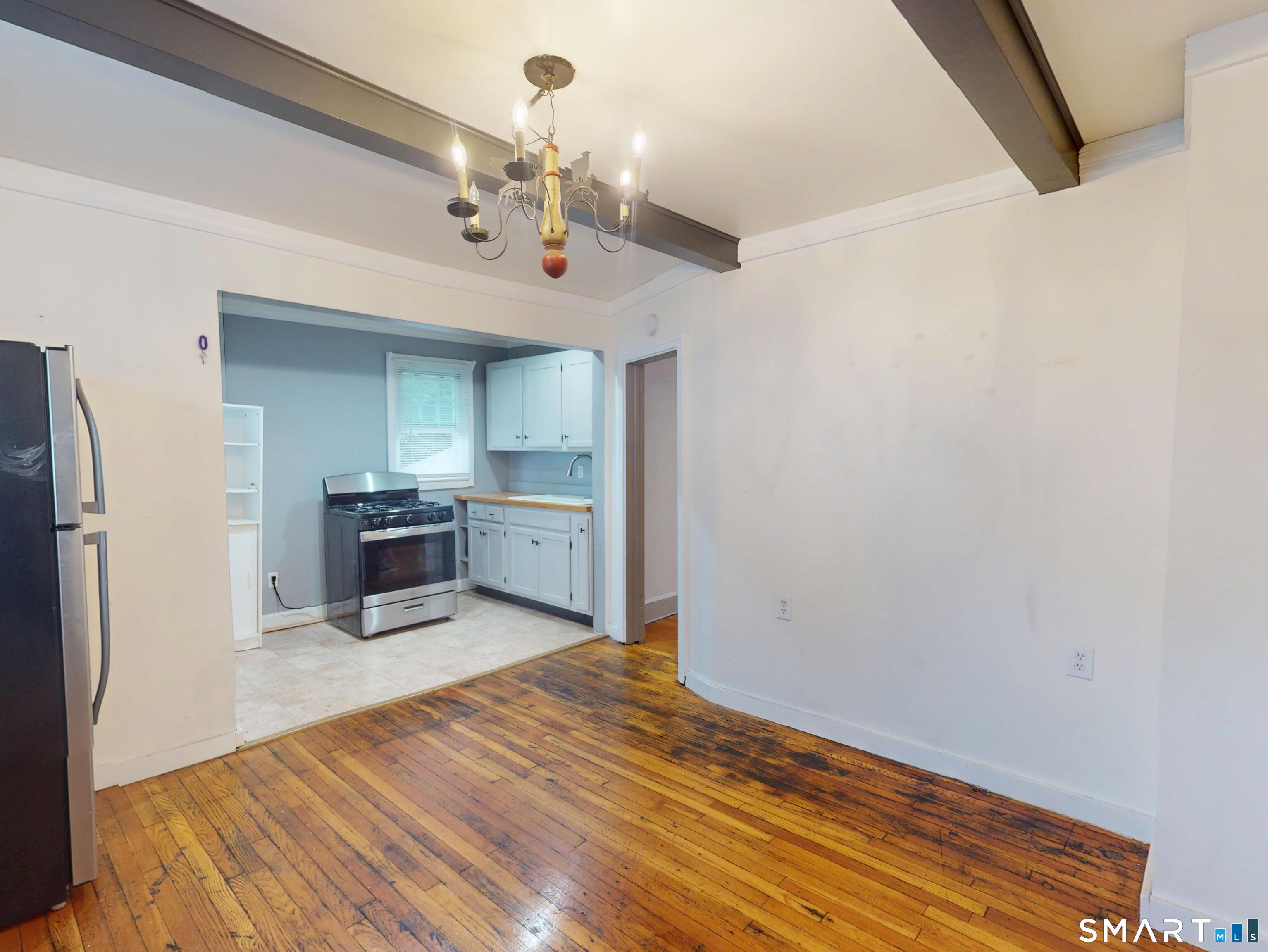 39 Geer Avenue photo 14