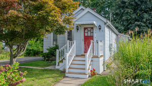 336 Barnum Ter, Stratford