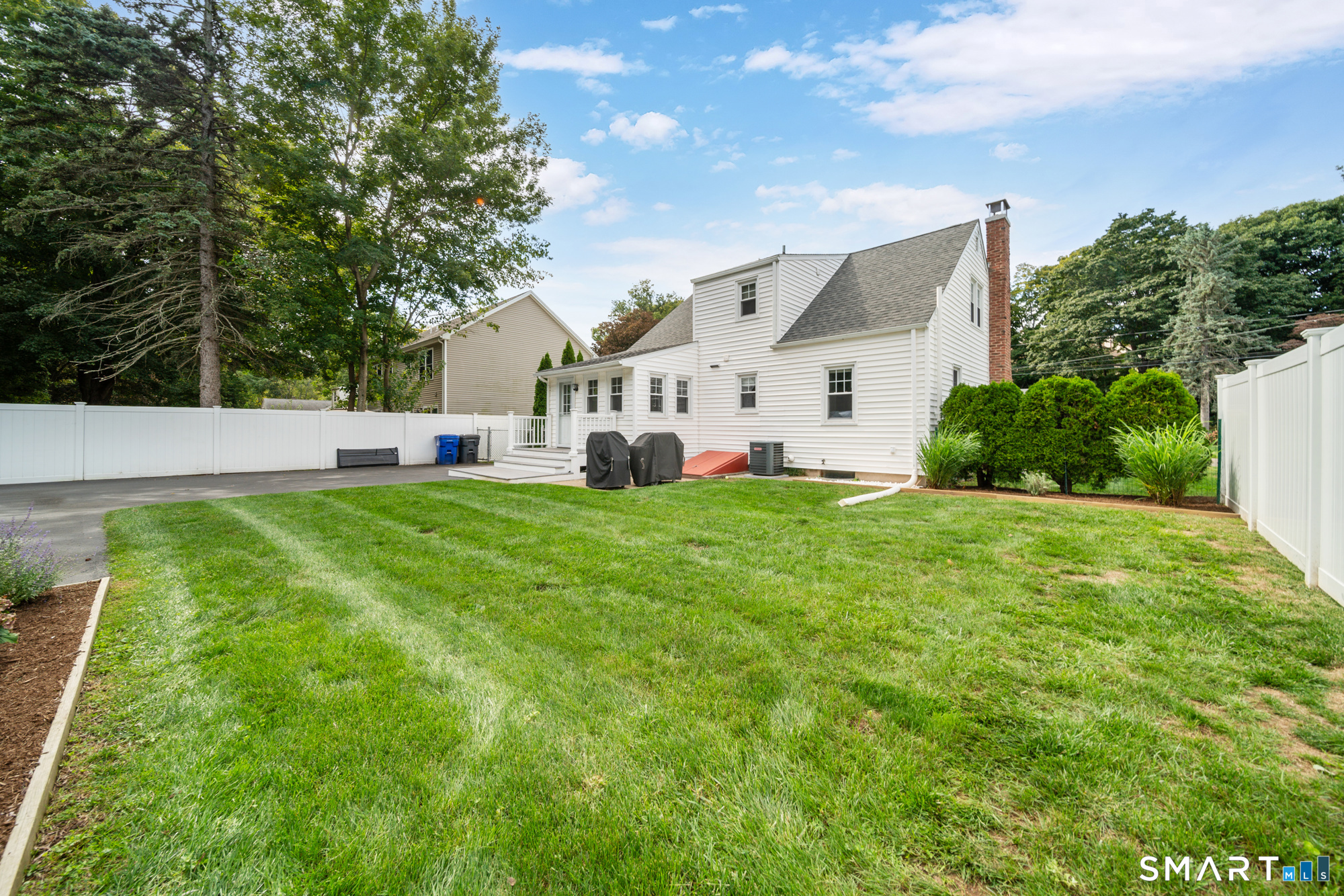 51 Home Place photo 35