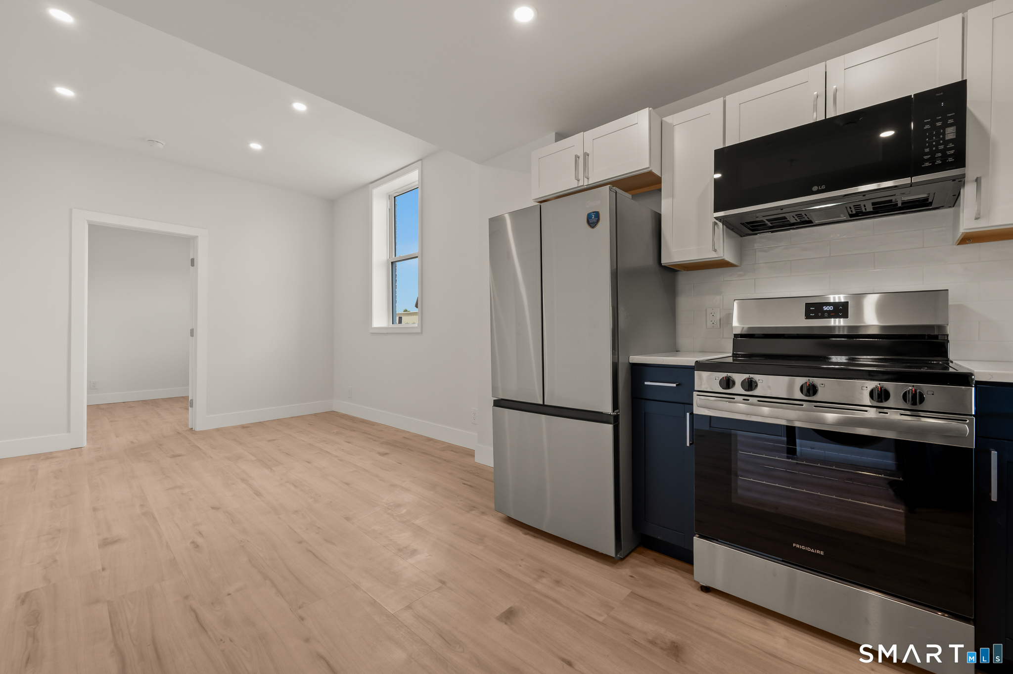 542 Main Street Unit #3B photo 4