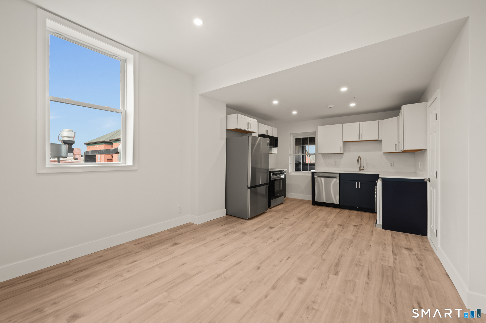 542 Main Street Unit #3B photo 5