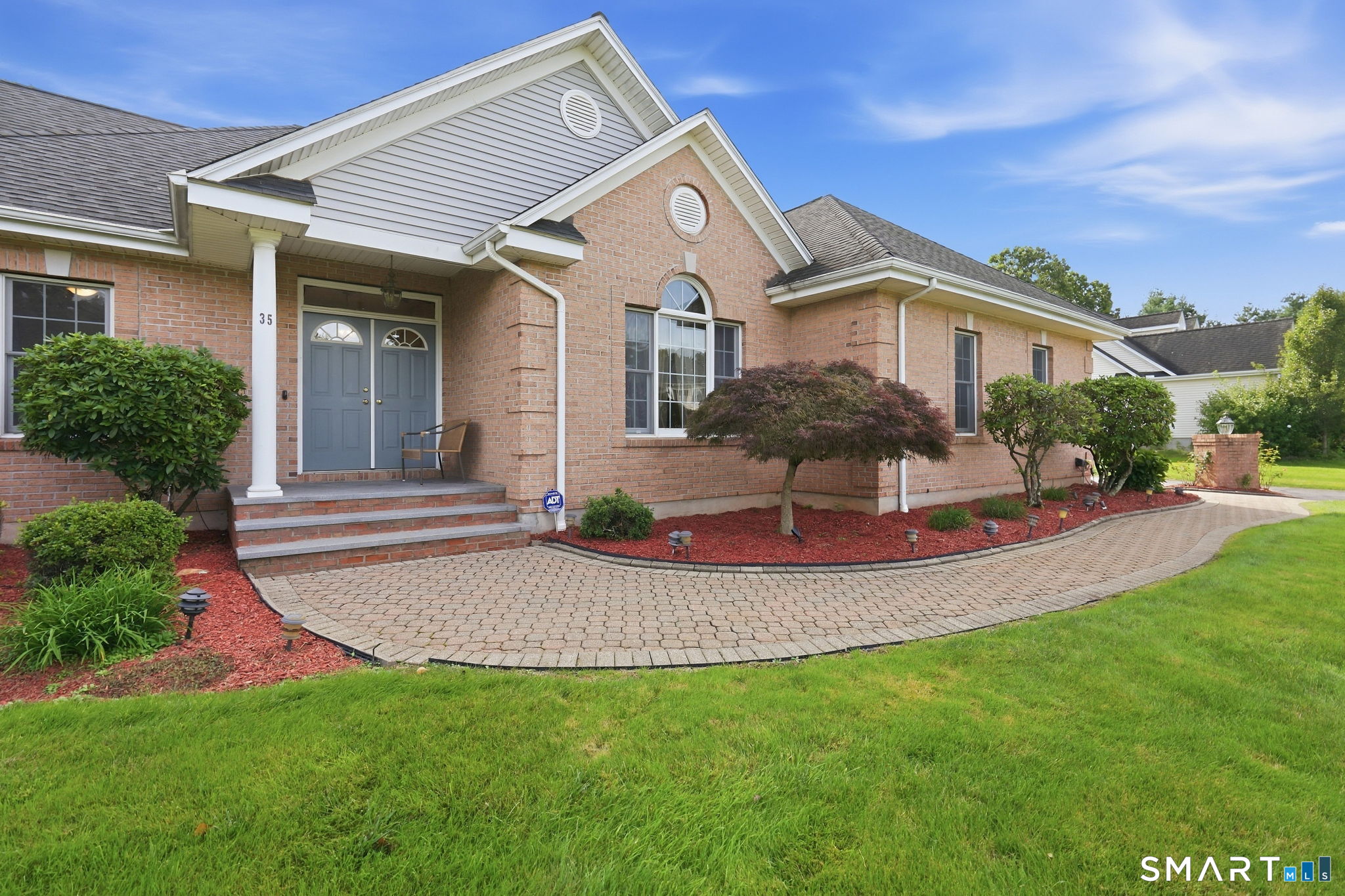 35 Gilbert Lane photo 33