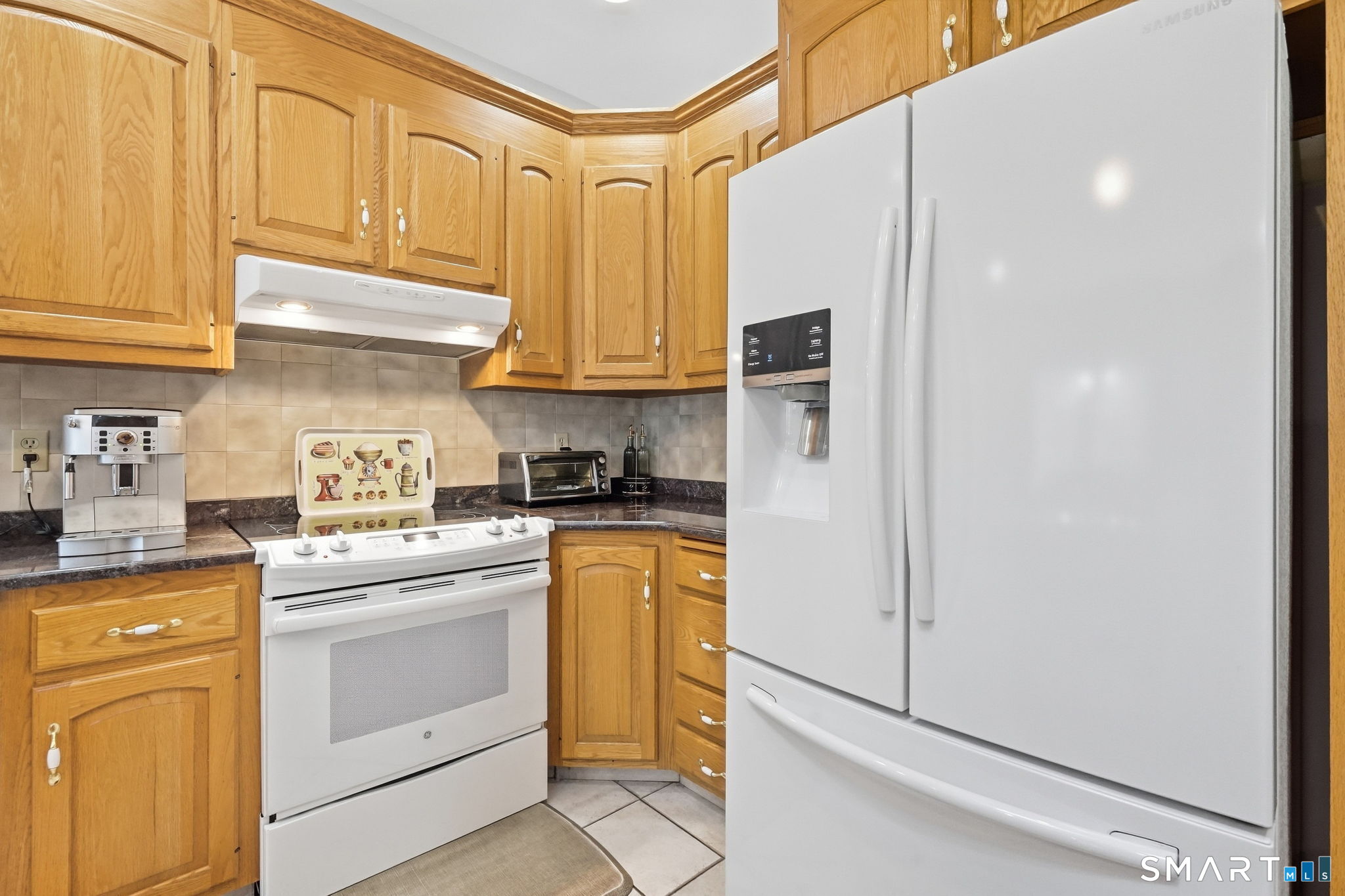 35 Gilbert Lane photo 10