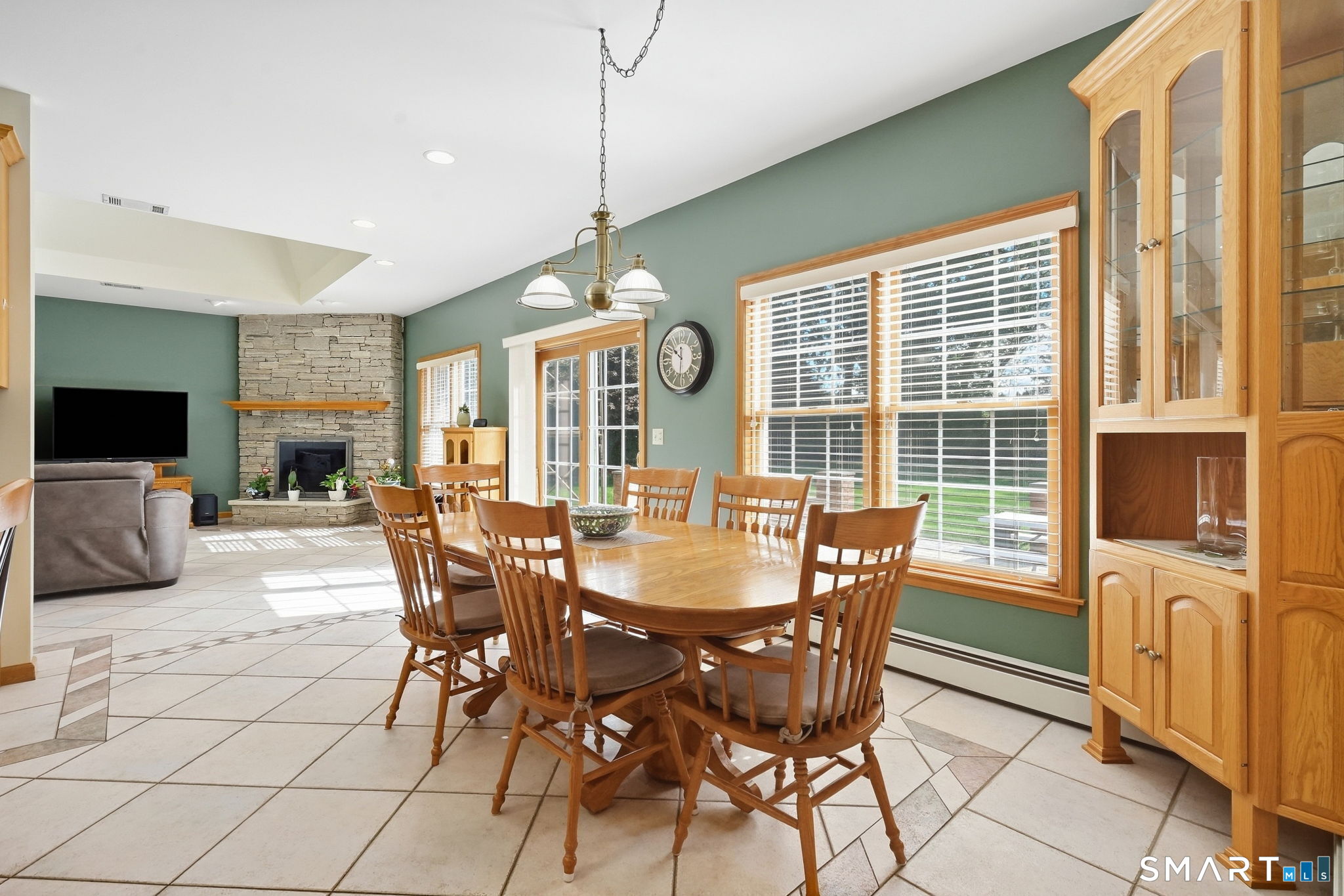 35 Gilbert Lane photo 11