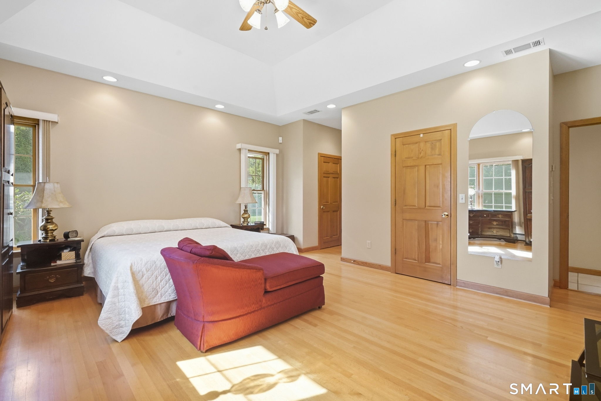 35 Gilbert Lane photo 20